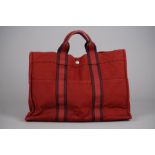 HERMES DEAUVILLE TOTE BAG RED