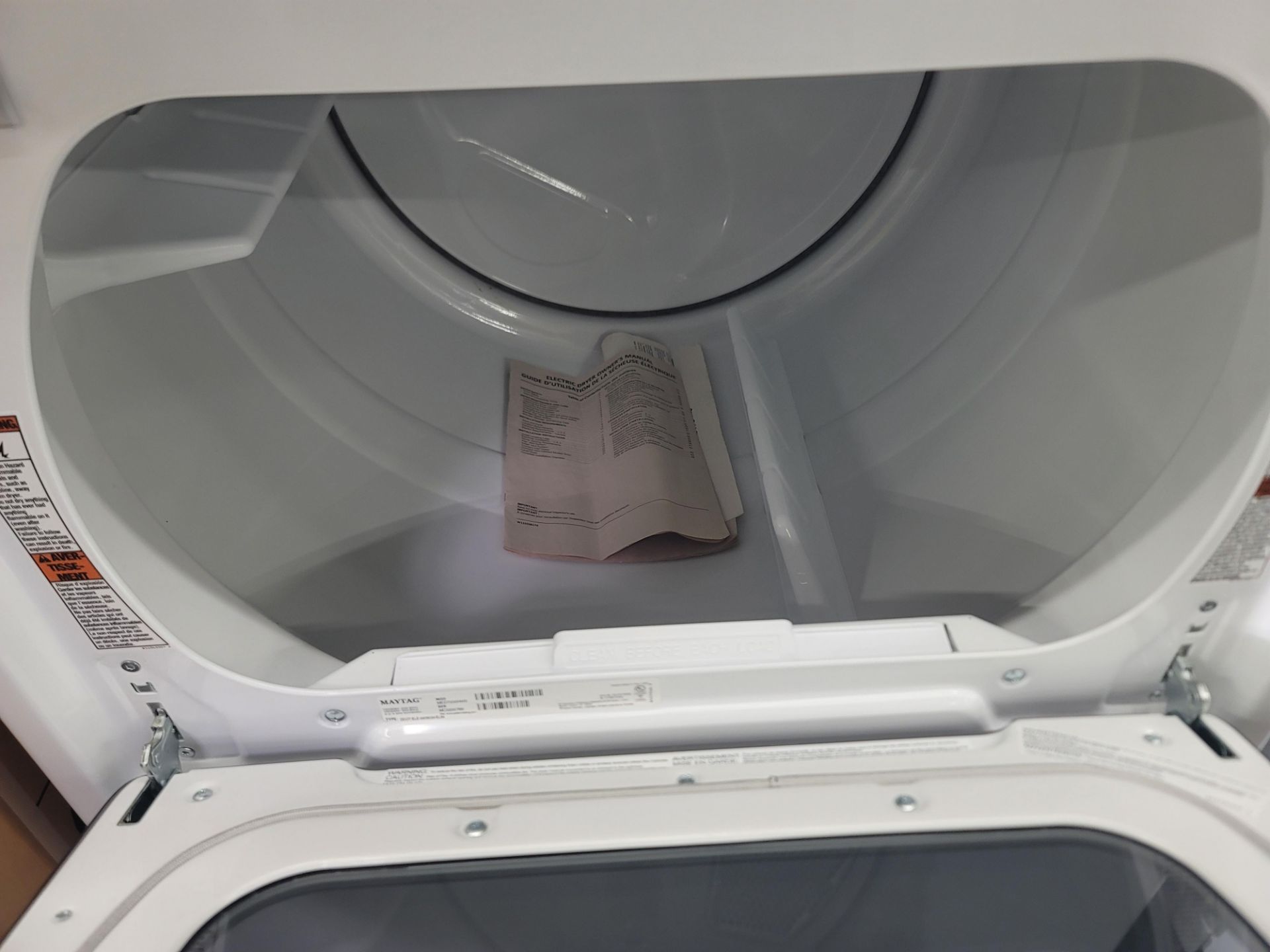 MAYTAG 27" ELECTRIC SMART DRYER IN WHITE, 7.4 CU. FT. CAPACITY, MODEL MED7230HW - Image 2 of 3