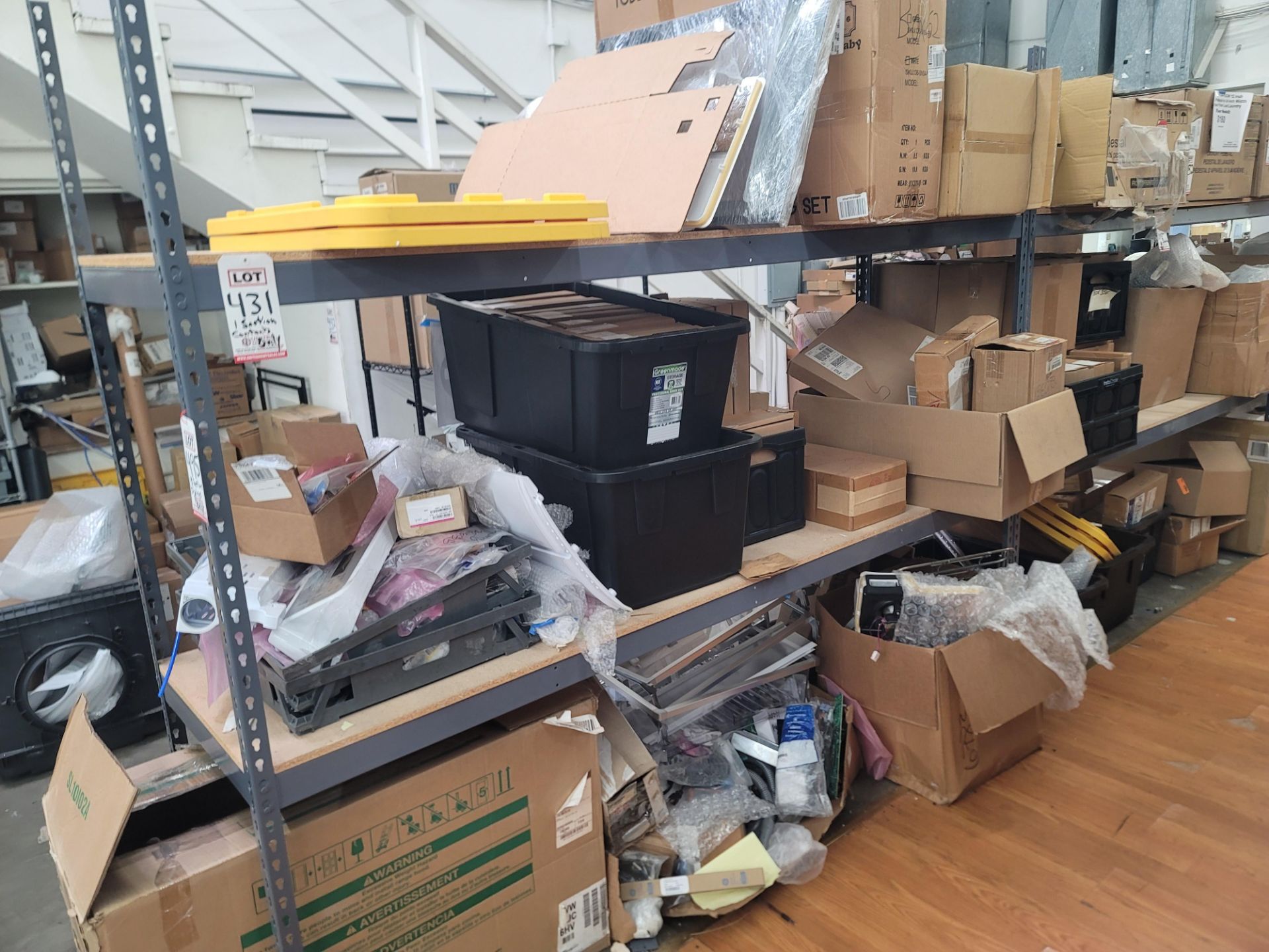 LOT - ALL APPLIANCE PARTS ON (1) 8' SECTION OF SHELVING