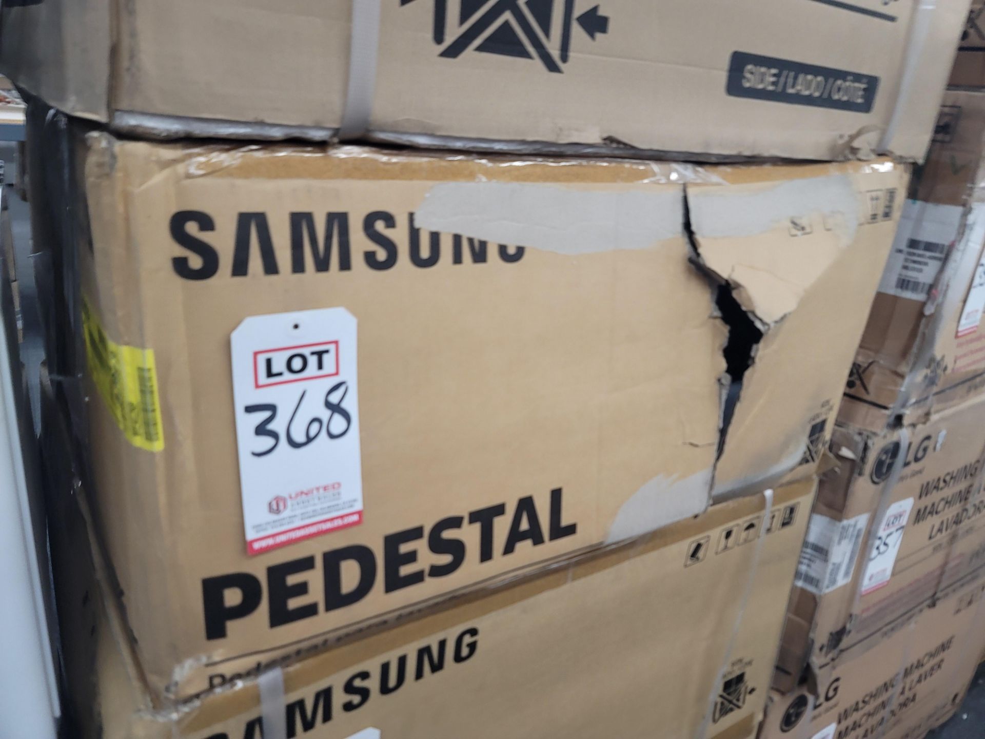 SAMSUNG 27" LAUNDRY PEDESTAL W/ 14" HT, IN PLATINUM, MODEL WE402NP, IN ORIGINAL CARTON