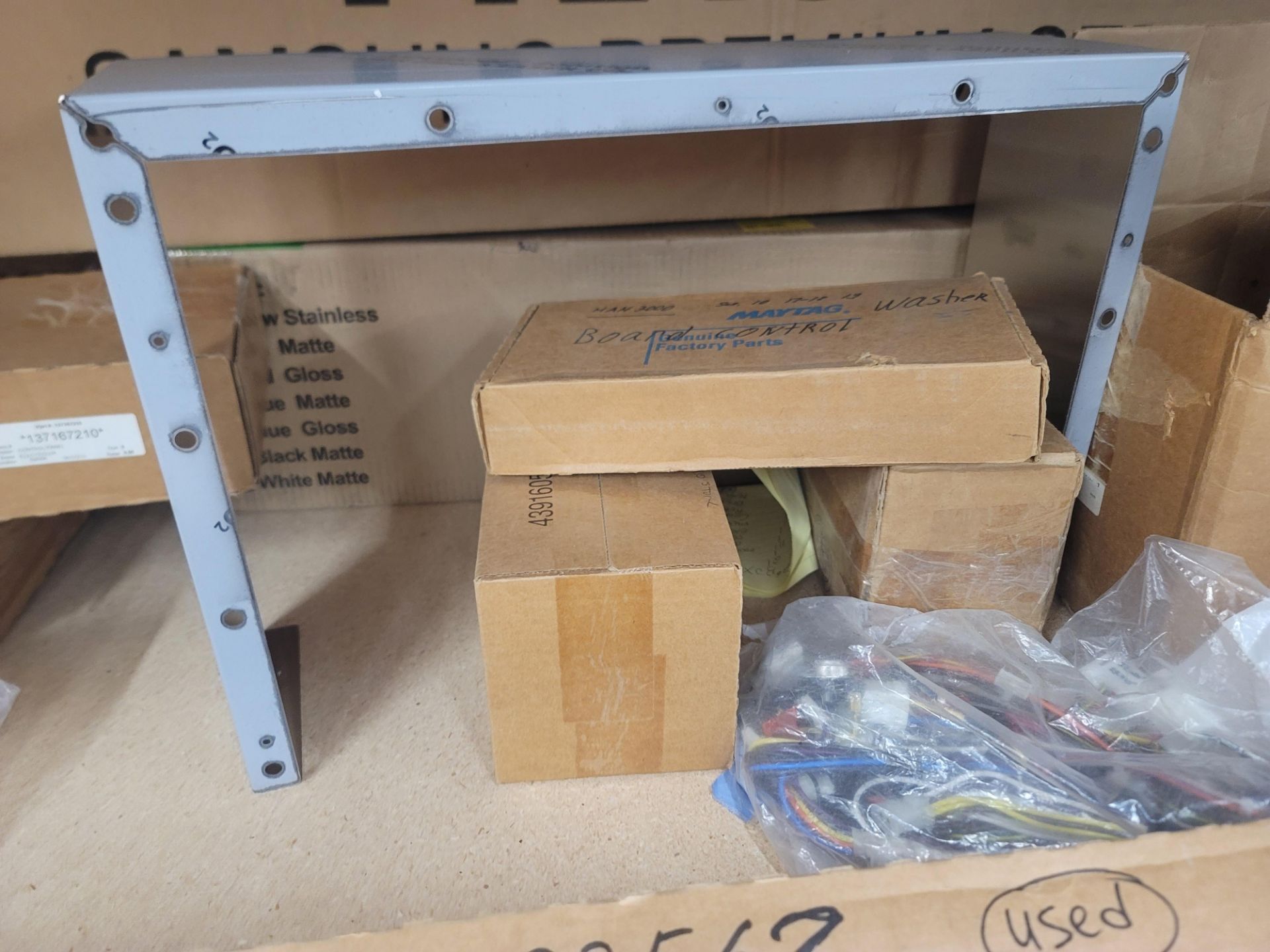 LOT - CONTENTS OF (2) 8' X 4' SHELVES, TO INCLUDE LOOSE AND BOXED APPLIANCE REPLACEMENT PARTS - Image 6 of 20
