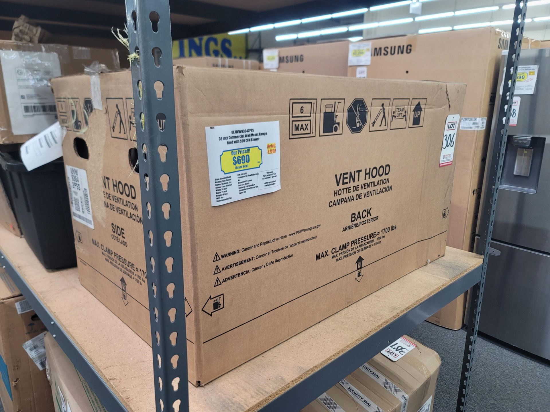 GE 36" COMMERCIAL WALL MOUNT RANGE HOOD, MODL UVW93642PSS