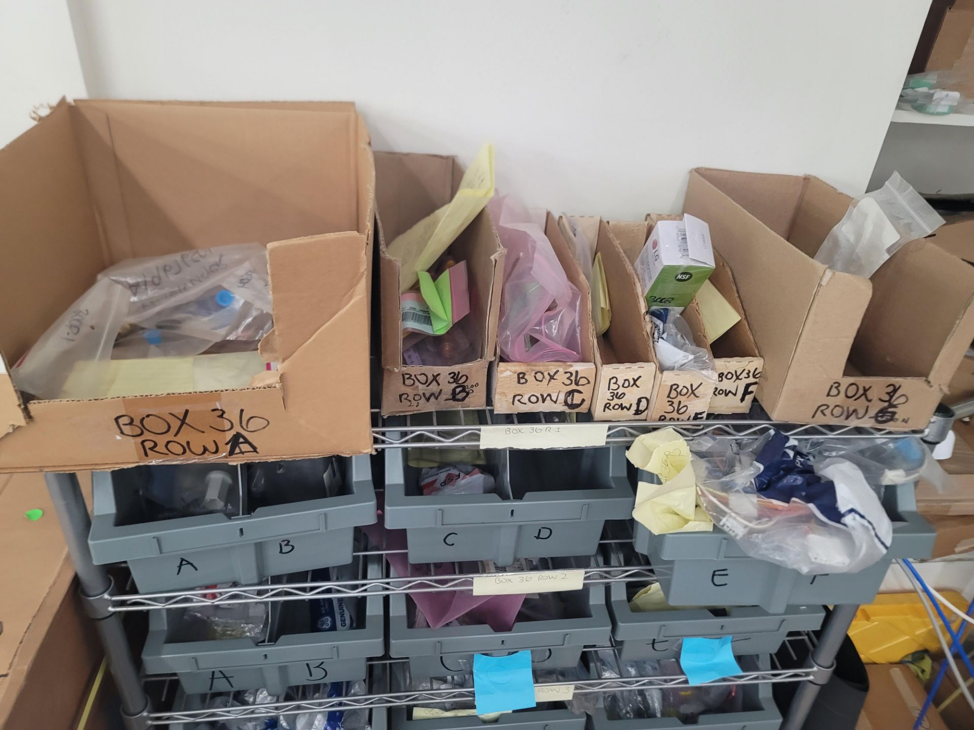 LOT - CONTENTS OF CORNER UNDER STAIRS, TO INCLUDE SHELF UNIT AND ALL APPLIANCE REPLACEMENT PARTS - Image 6 of 12