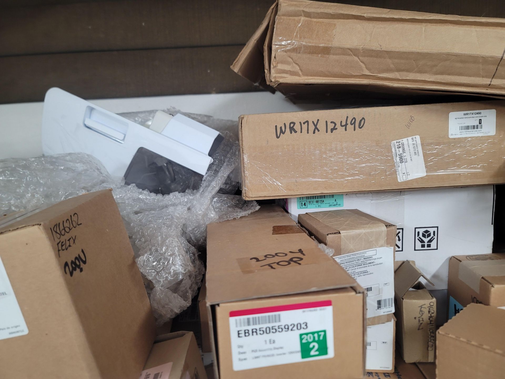 LOT - 8' SHELF UNIT W/ CONTENTS OF APPLIANCE REPLACEMENT PARTS - Image 5 of 23