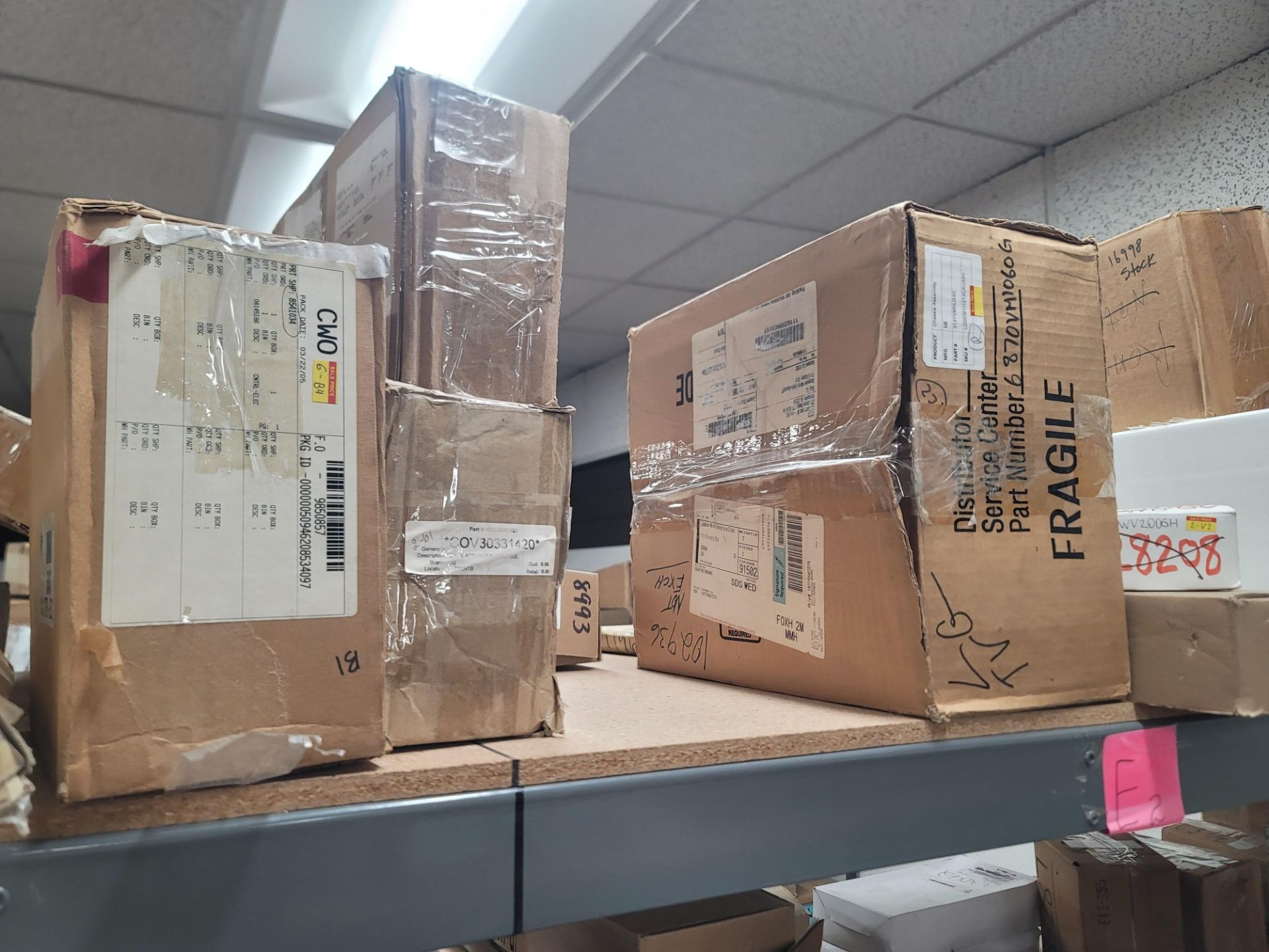 LOT - 8' SHELF UNIT W/ CONTENTS OF APPLIANCE REPLACEMENT PARTS - Image 23 of 33