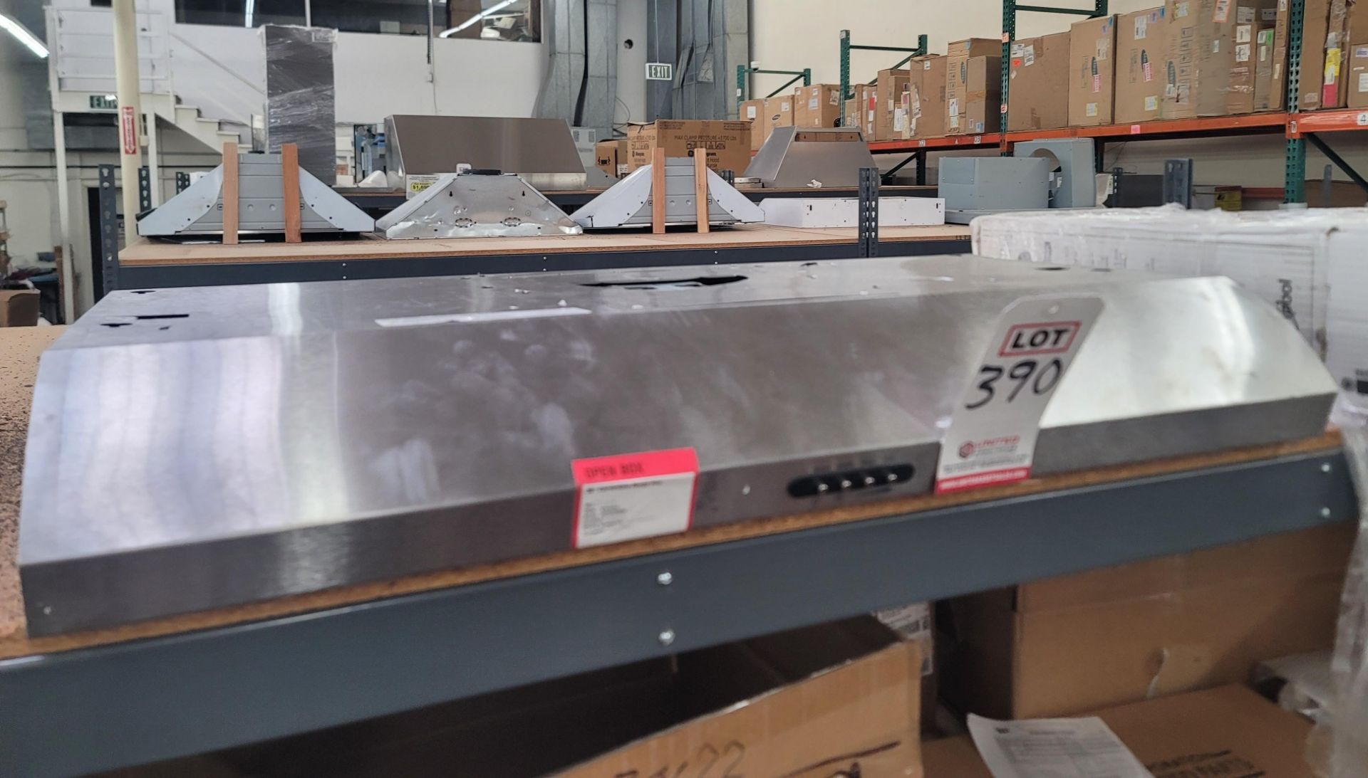 WHIRLPOOL 36" CONVERTIBLE RANGE HOOD, MODEL UXT5236BDS