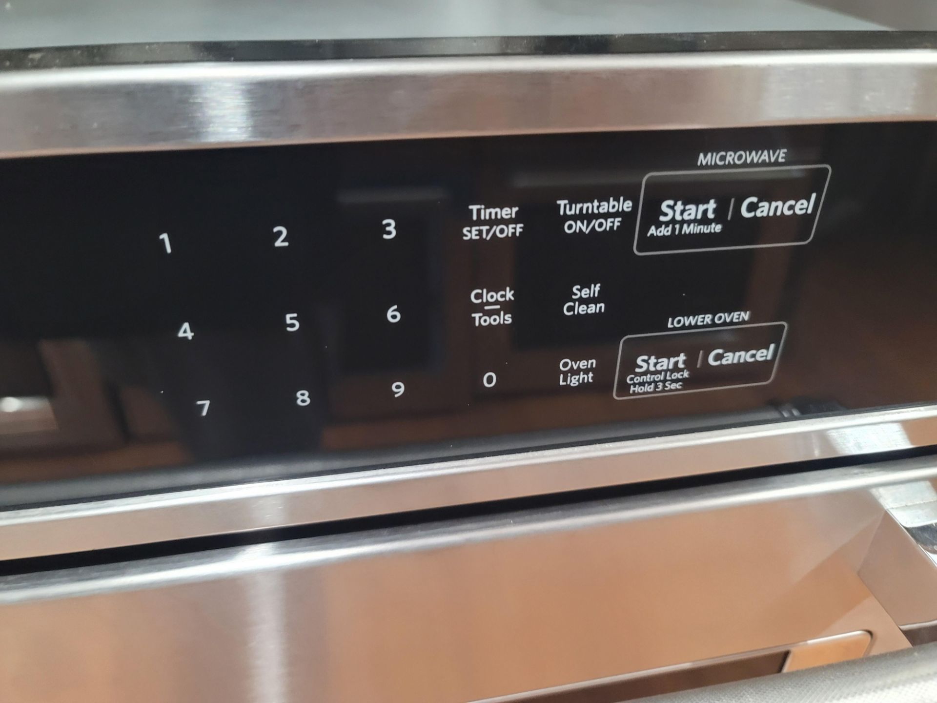 KITCHENAID 30" DOUBLE COMBINATION MICROWAVE & ELECTRIC WALL OVEN IN STAINLESS STEEL, CAPACITY: MICRO - Image 5 of 6