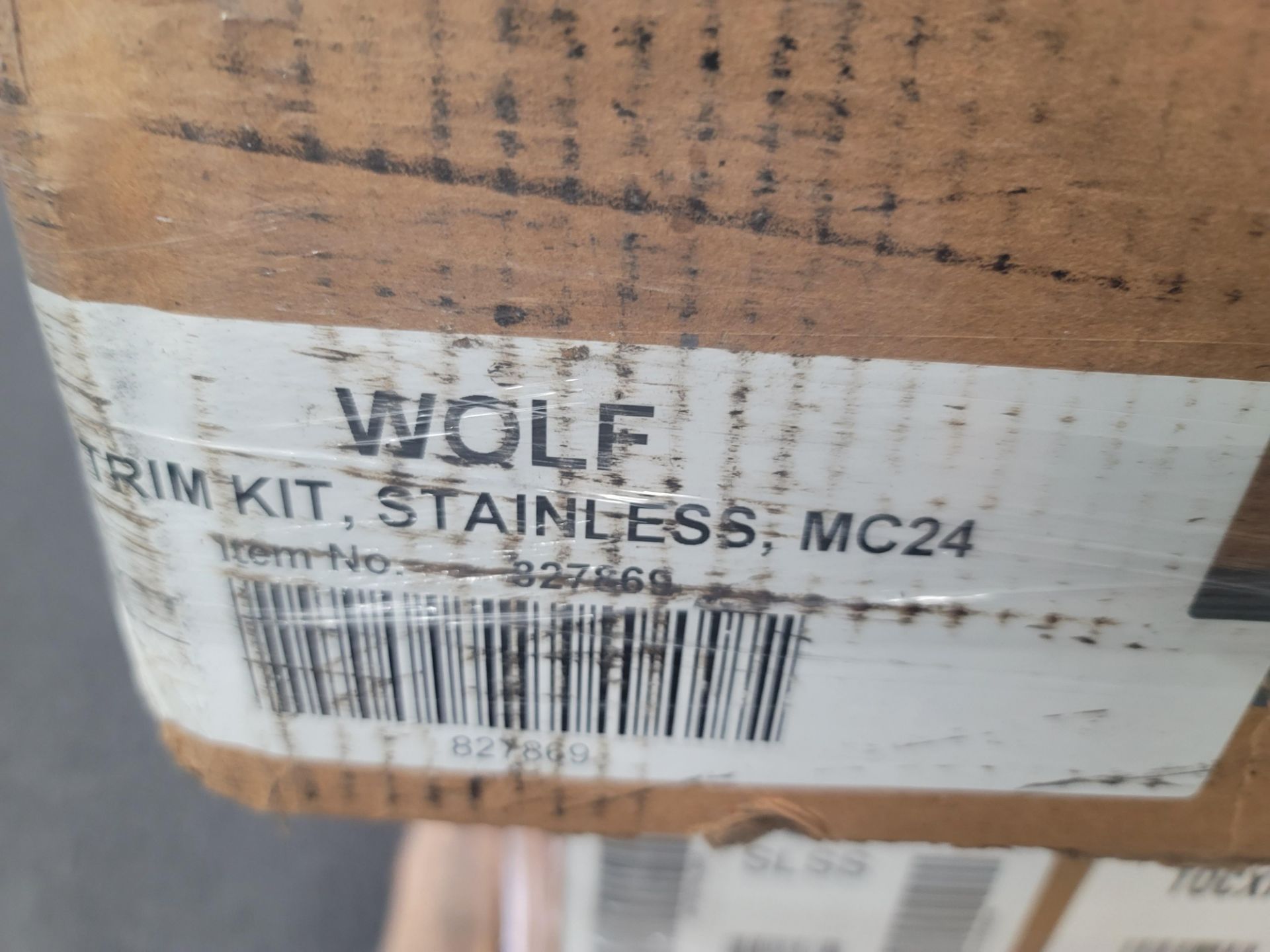 LOT - PALLET OF APPLIANCE TRIM KITS, APPROX. (18) PIECES - Image 8 of 17