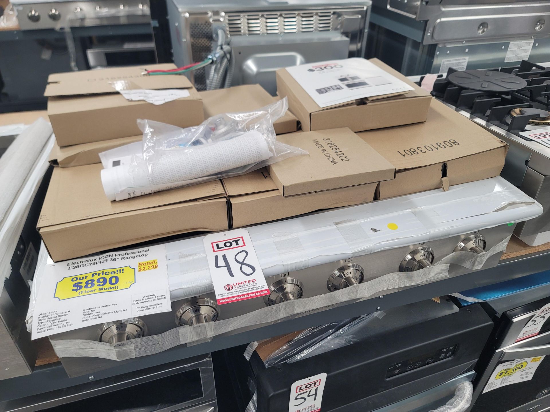 ELECTROLUX ICON PROFESSIONAL 36" GAS RANGETOP W/ (6) BURNERS IN STAINLESS STEEL, MODEL E36GC76PRS