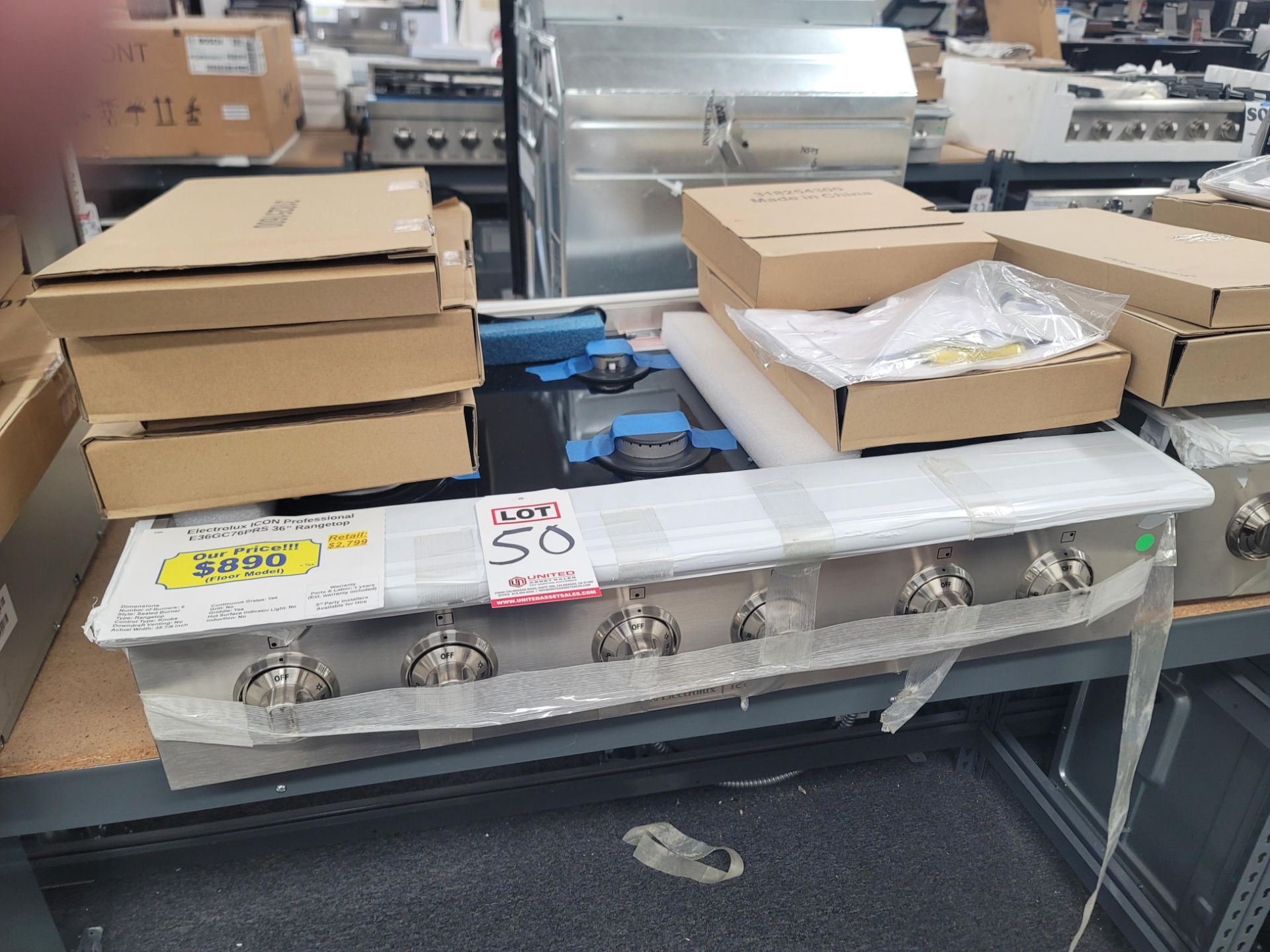 ELECTROLUX ICON PROFESSIONAL 36" GAS RANGETOP W/ (6) BURNERS IN STAINLESS STEEL, MODEL E36GC76PRS