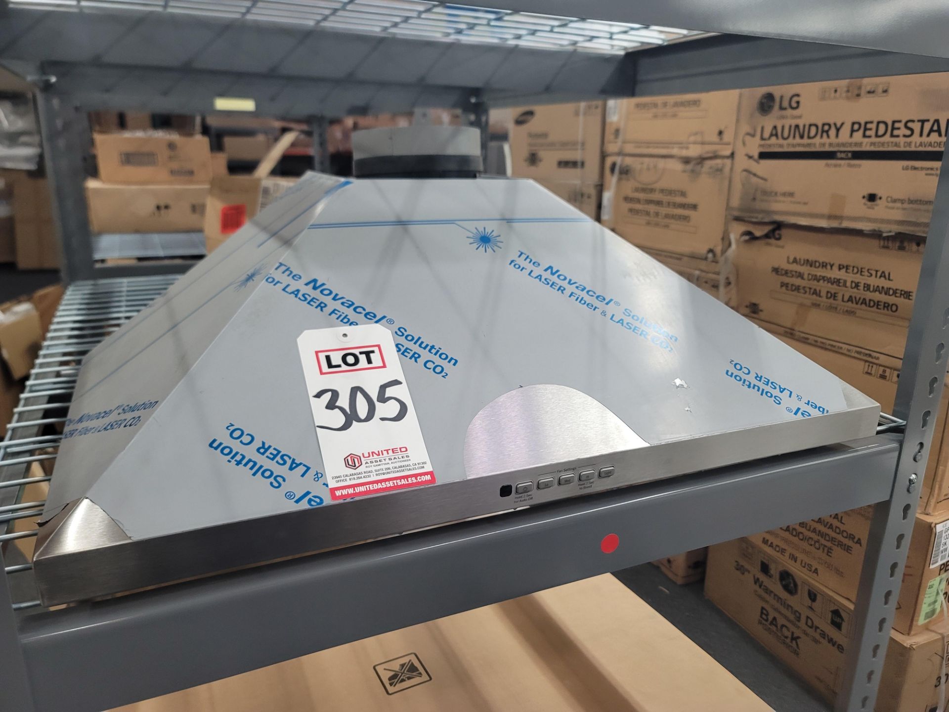 GE 30" WALL MOUNT PYRAMID CHIMNEY HOOD, MODEL JVW5301SJ1SS