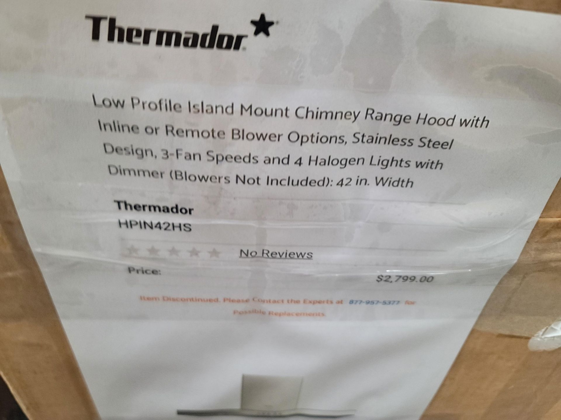 THERMADOR LOW PROFILE ISLAND MOUNT CHIMNEY RANGE HOOD, MODEL HPIN42HS, IN ORIGINAL CARTON - Image 2 of 3