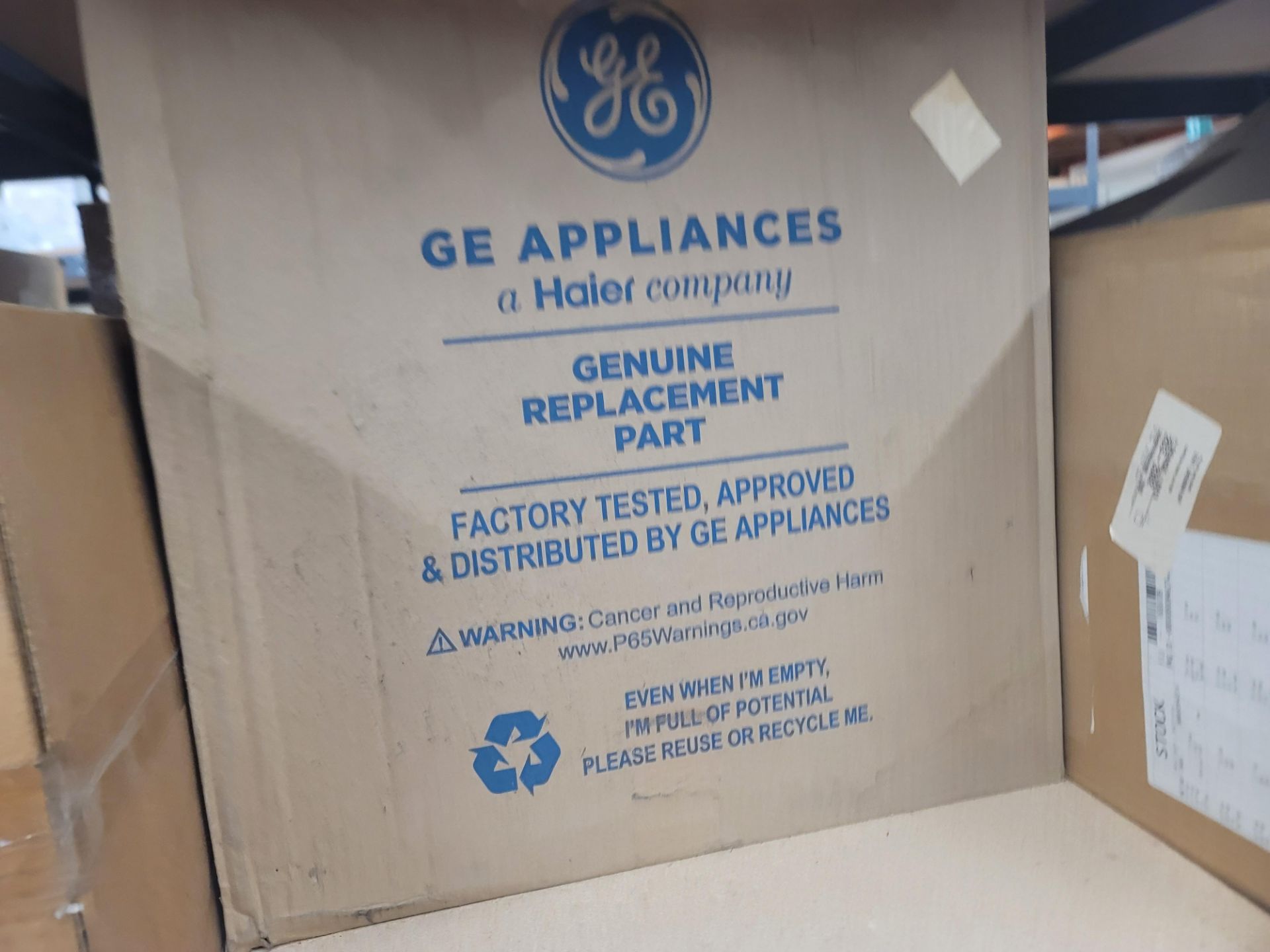 LOT - CONTENTS OF (2) 8' X 4' SHELVES, TO INCLUDE LOOSE AND BOXED APPLIANCE REPLACEMENT PARTS - Image 3 of 22