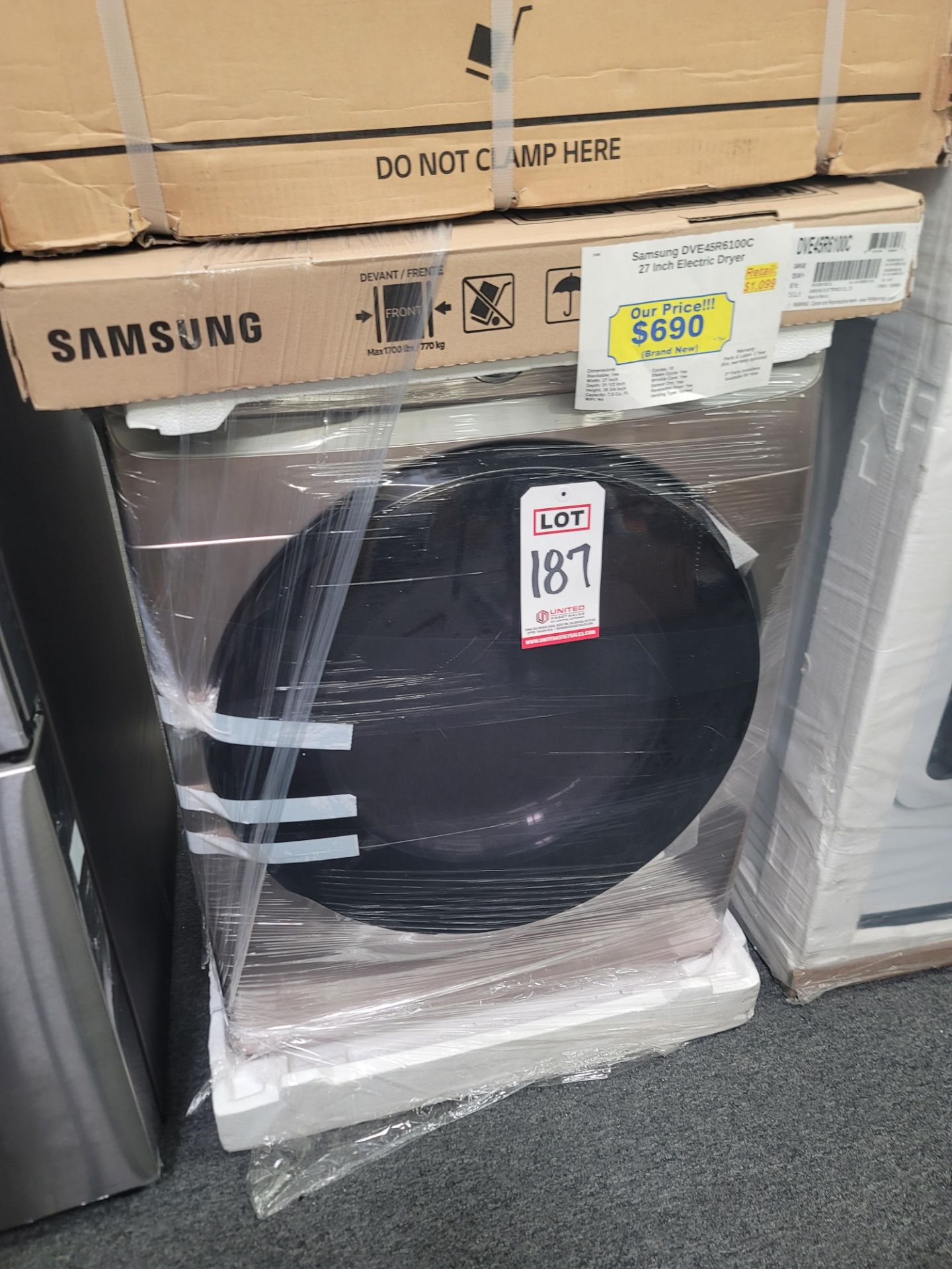 SAMSUNG 27" ELECTRIC DRYER IN CHAMPAGNE, 7.5 CU. FT. CAPACITY, MODEL DVE45R6100C, IN FACTORY