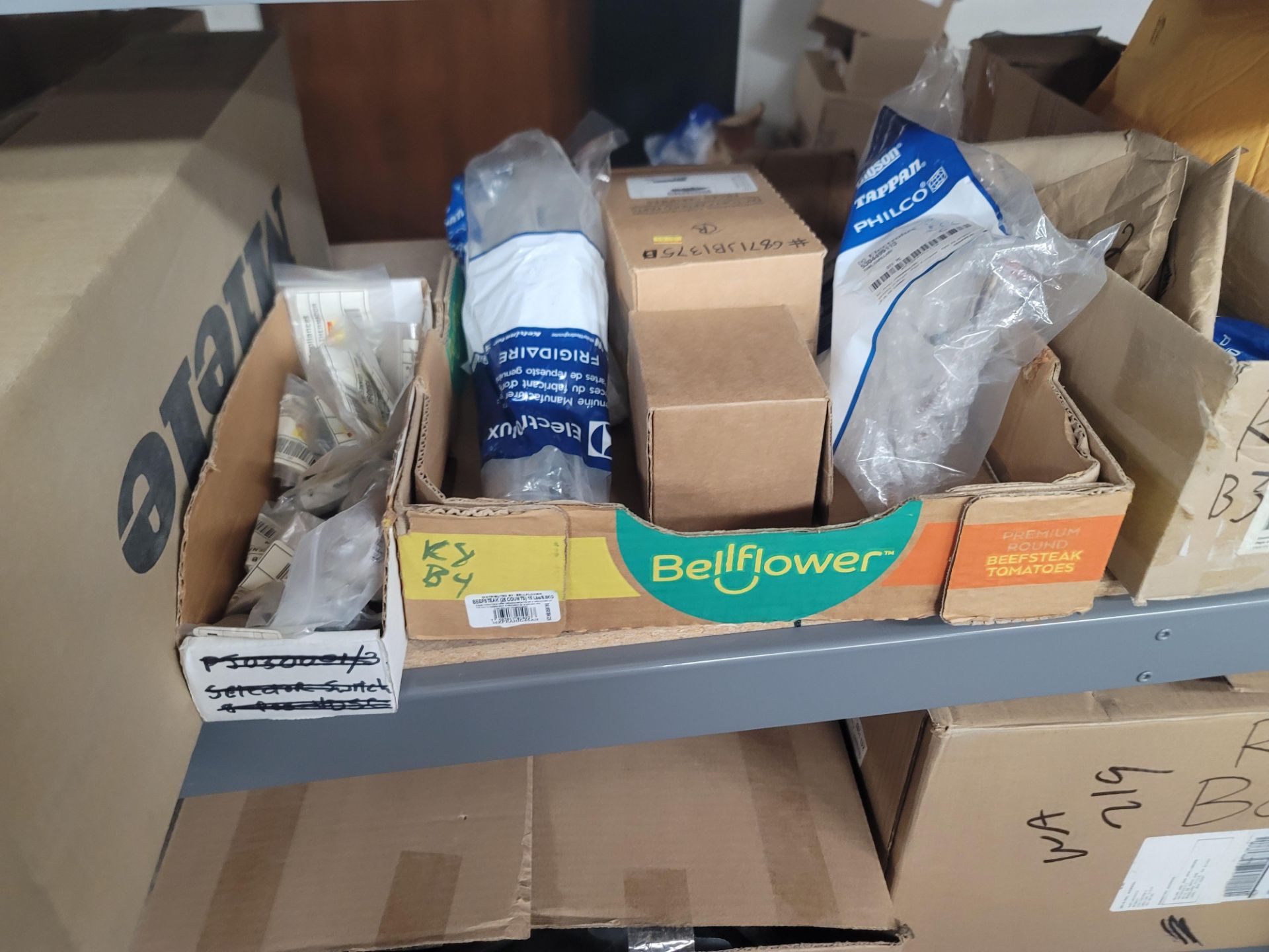 LOT - 8' SHELF UNIT W/ CONTENTS OF APPLIANCE REPLACEMENT PARTS - Image 8 of 17