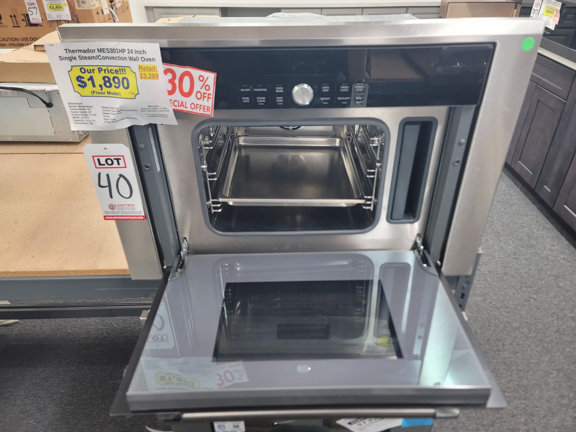 THERMADOR 24" SINGLE STEAM/CONVECTION WALL OVEN W/ 1.4 CU. FT. CAPACITY IN STAINLESS STEEL, MODEL - Image 2 of 4