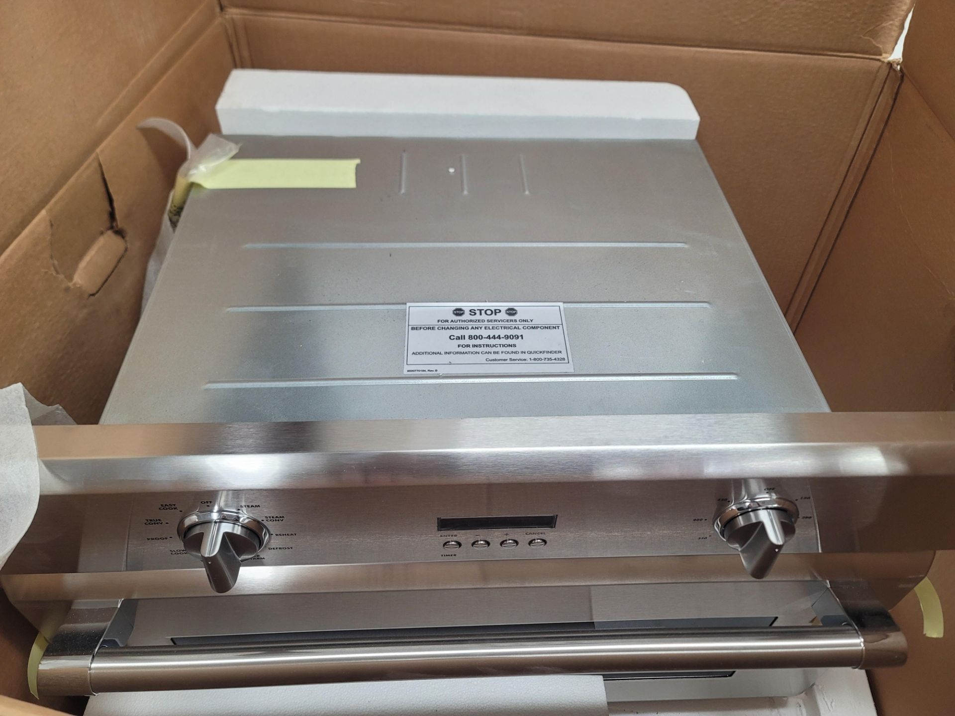 THERMADOR PROFESSIONAL SERIES 30" SINGLE STEAM CONVECTION WALL OVEN W/ 1.4 CU. FT. CAPACITY IN