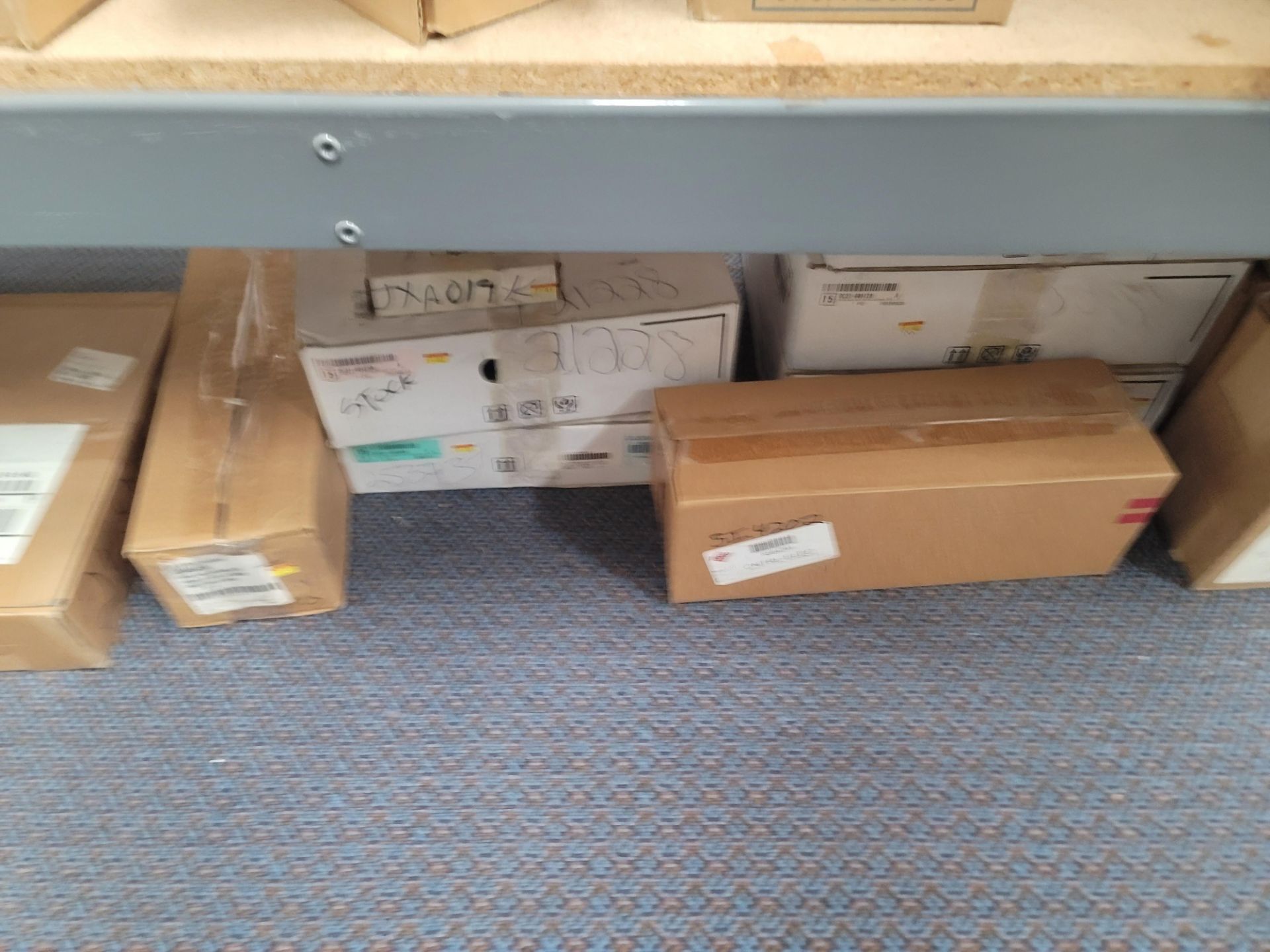 LOT - 8' SHELF UNIT W/ CONTENTS OF APPLIANCE REPLACEMENT PARTS - Image 19 of 33