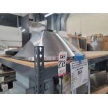 ZEPHYR ESSENTIALS EUROPA SAVONA SERIES 30" WALL MOUNT CHIMNEY RANGE HOOD, MODEL ZSAE30CS