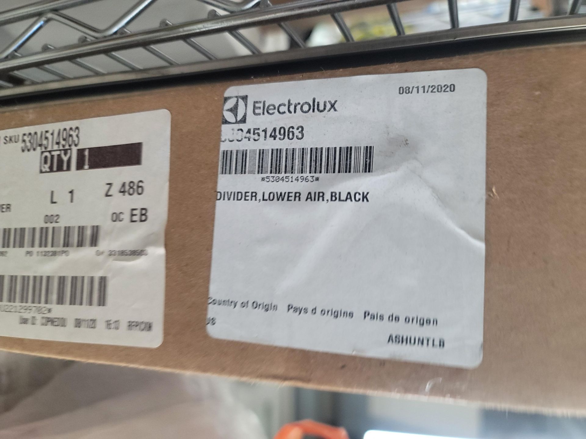 LOT - WIRE SHELF ON CASTERS, W/ CONTENTS OF APPLIANCE REPLACEMENT PARTS - Image 2 of 10