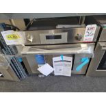 THERMADOR PROFESSIONAL SERIES 30" SINGLE ELECTRIC WALL OVEN W/ 2.8 CU. FT. CAPACITY IN STAINLESS