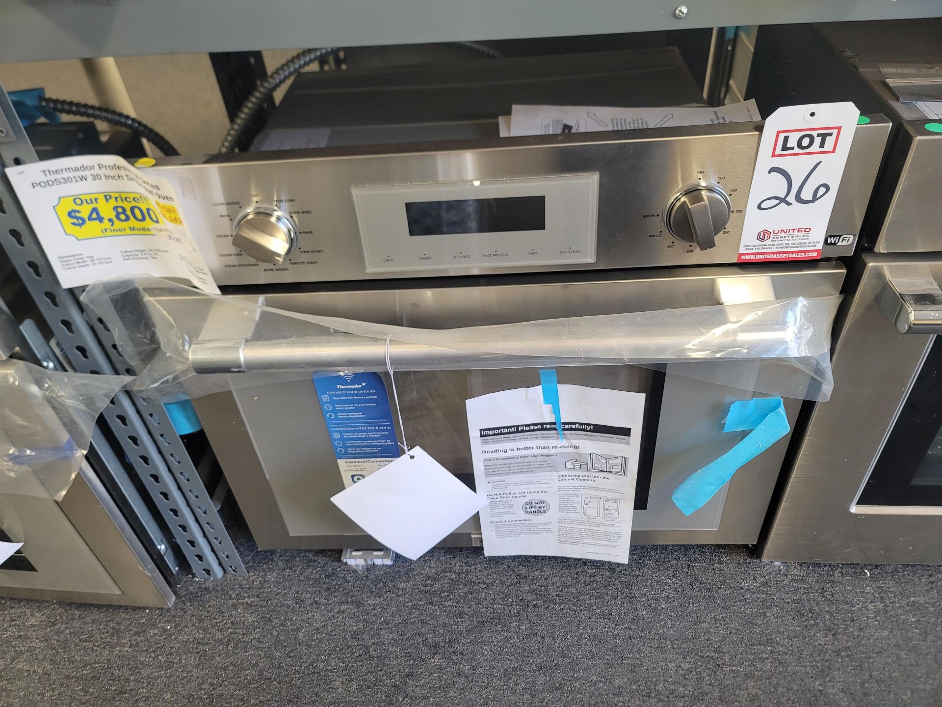 THERMADOR PROFESSIONAL SERIES 30" SINGLE ELECTRIC WALL OVEN W/ 2.8 CU. FT. CAPACITY IN STAINLESS