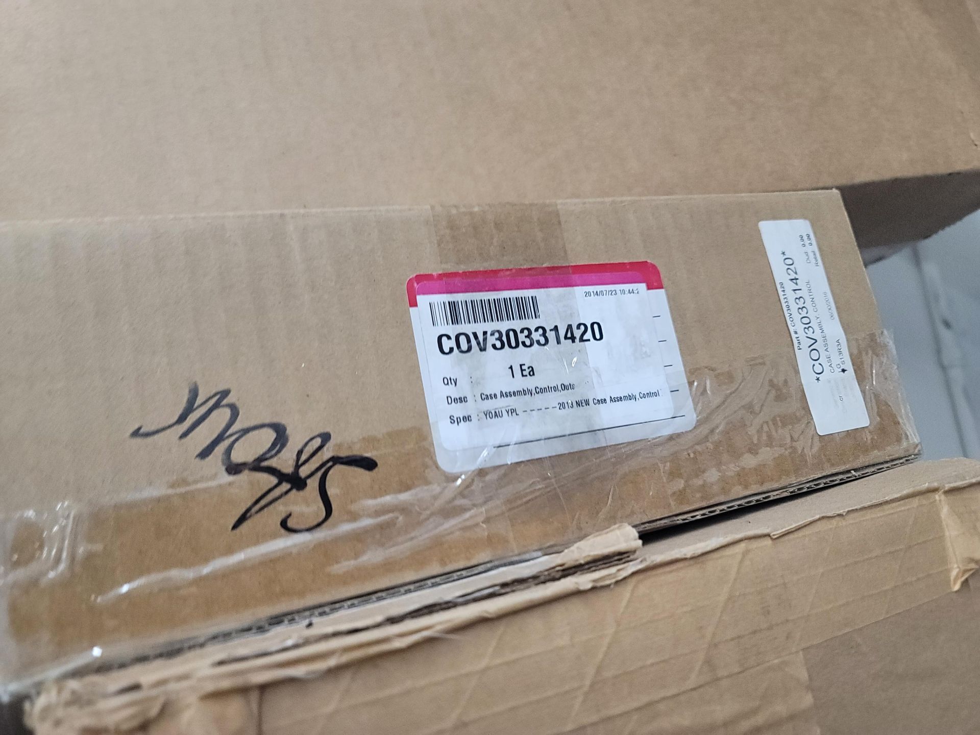 LOT - CONTENTS OF CORNER AREA, TO INCLUDE SHELF UNIT FULL OF APPLIANCE REPLACEMENT PARTS AND ALL - Image 16 of 21