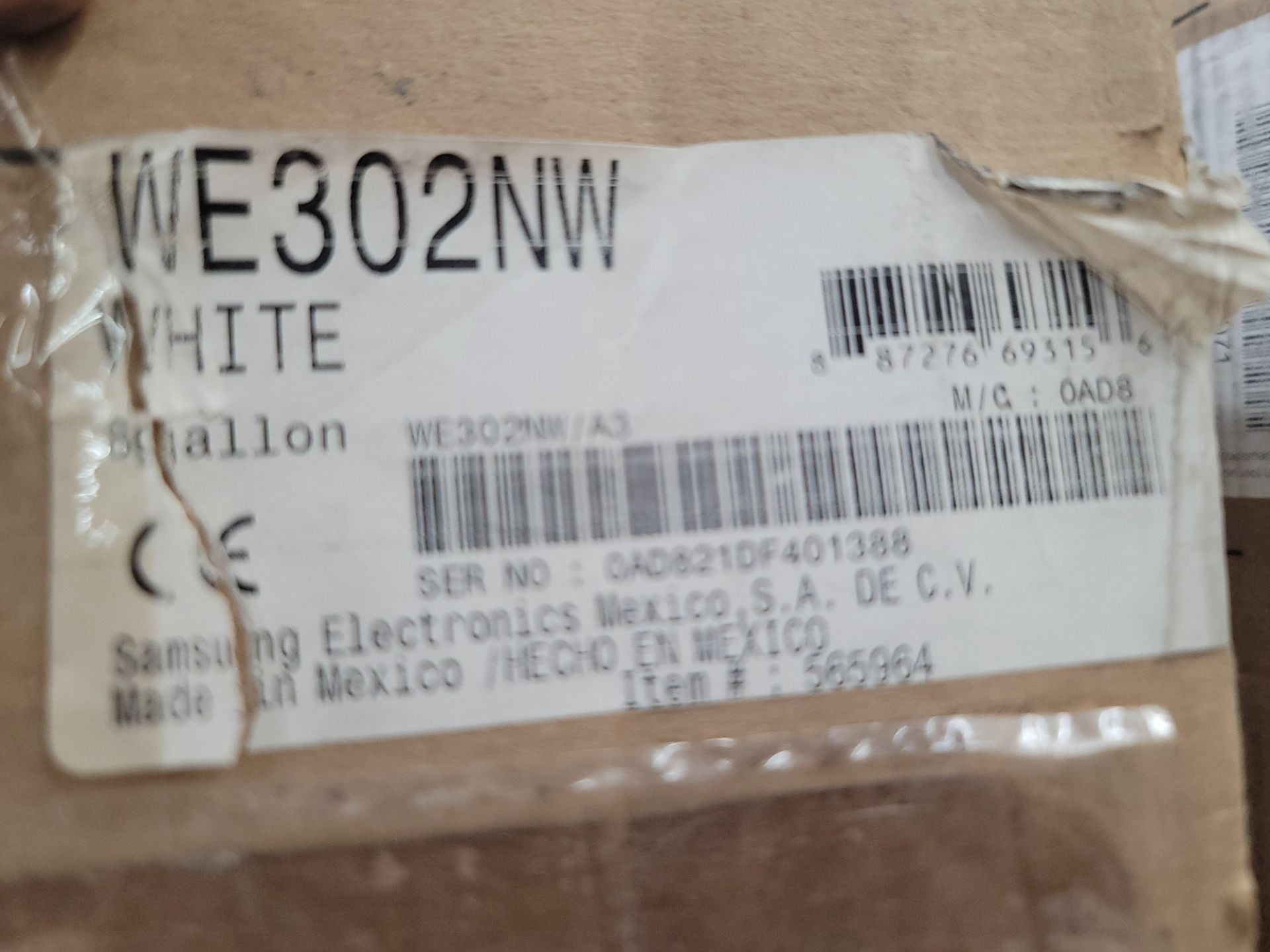 SAMSUNG 30" LAUNDRY PEDESTAL W/ 11-4/5" HT, WHITE, MODEL WE302NW, IN ORIGINAL CARTON - Image 2 of 2