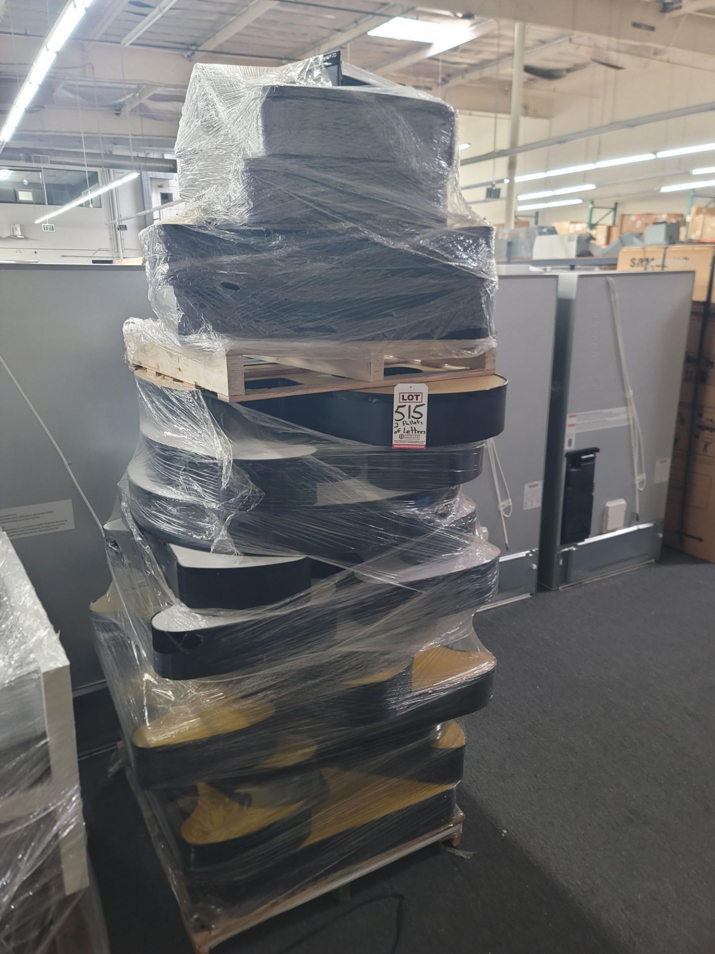 LOT - (2) PALLETS OF SIGN LETTERS, LETTERS MEASURE APPROX. 32" X 44"