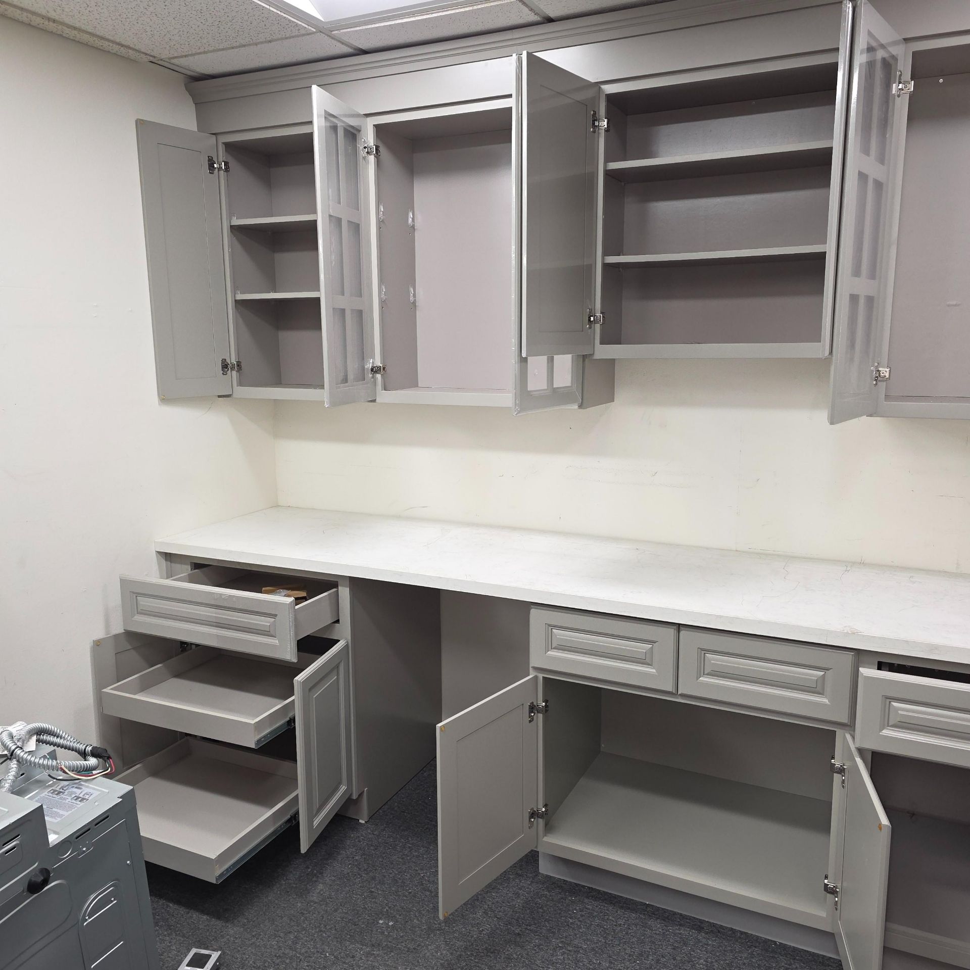 LOT - GRAY KITCHEN CABINET SET W/ ALMOST 12' OF BASE CABINETS (11'-11") AND 11' OF WALL CABINETS, - Image 3 of 4