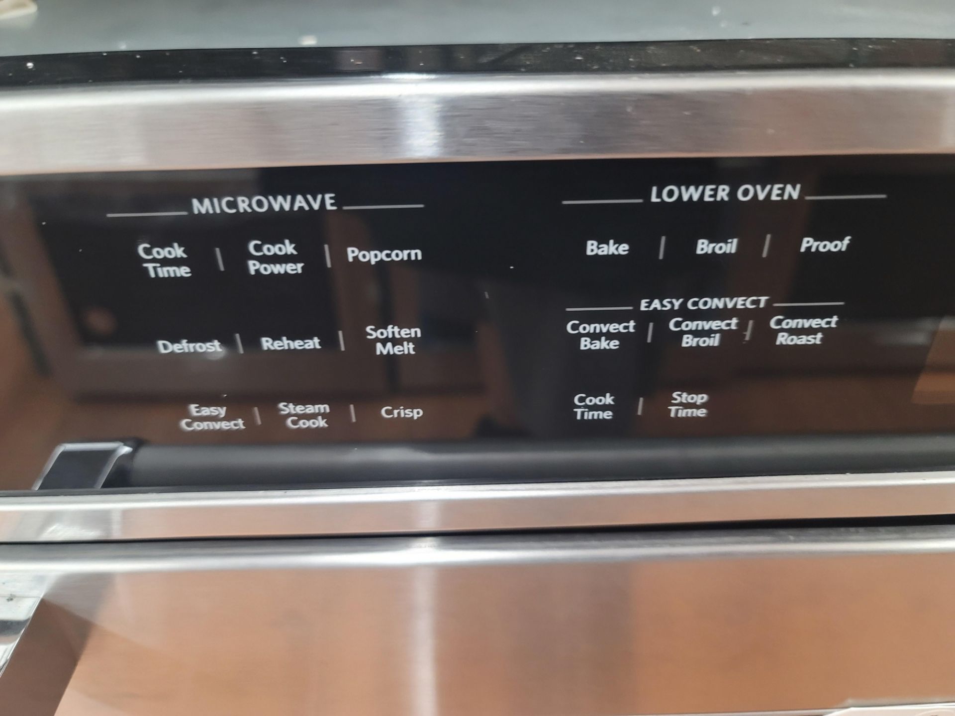 KITCHENAID 30" DOUBLE COMBINATION MICROWAVE & ELECTRIC WALL OVEN IN STAINLESS STEEL, CAPACITY: MICRO - Image 4 of 6