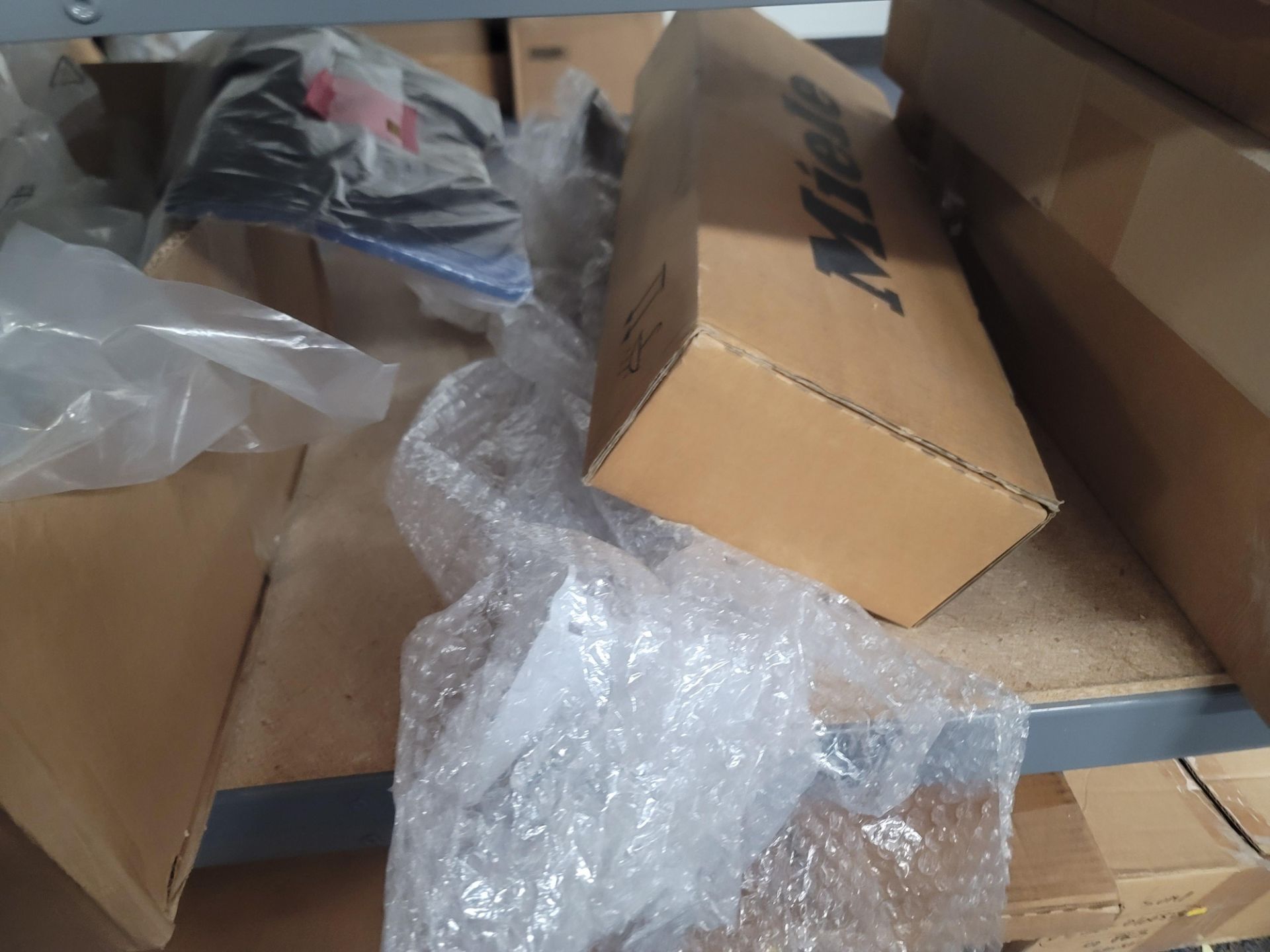 LOT - 8' SHELF UNIT W/ CONTENTS OF APPLIANCE REPLACEMENT PARTS - Image 11 of 20