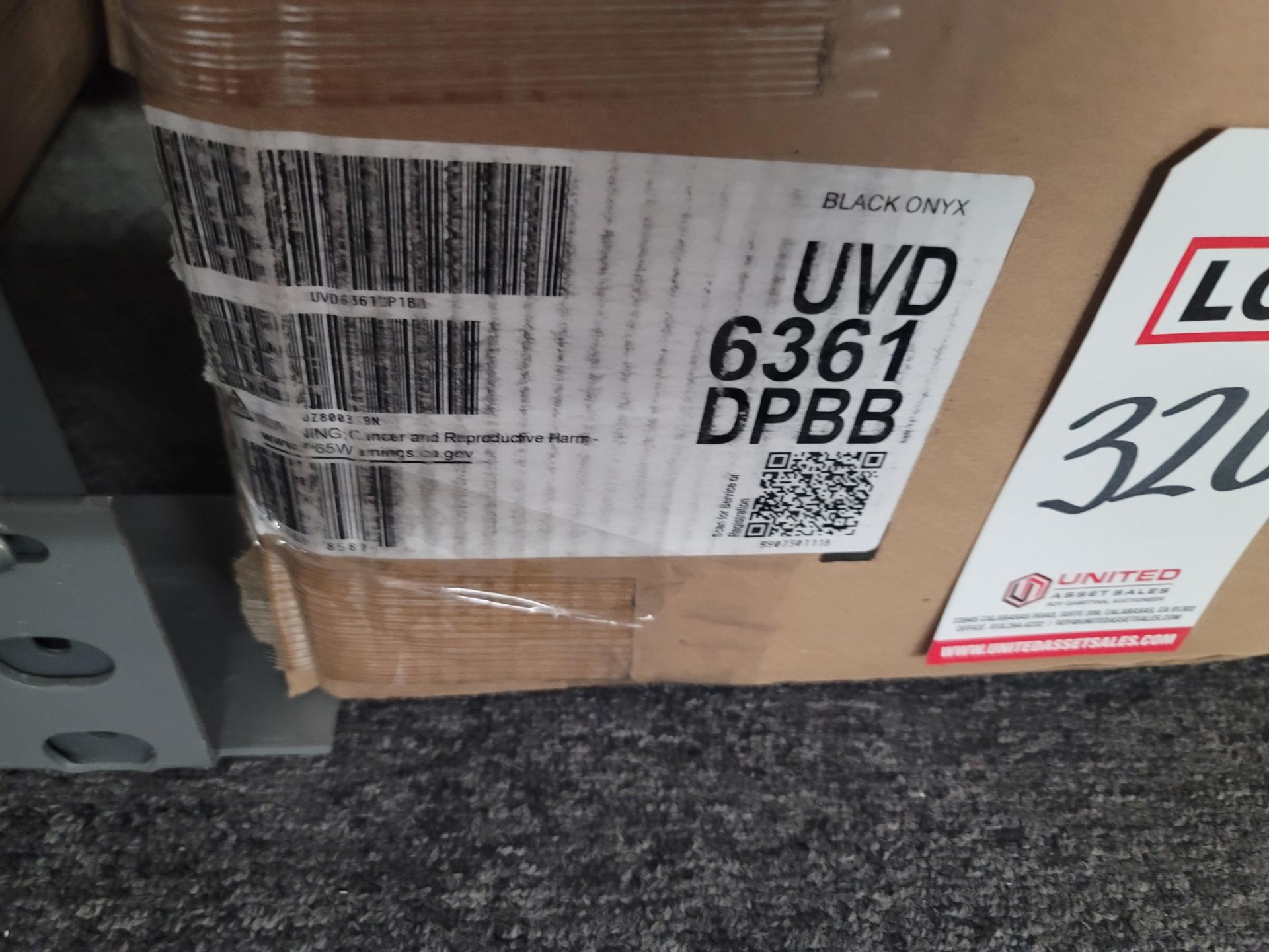 GE 36" TELESCOPIC DOWNDRAFT RANGE HOOD, MODEL UVD6361DPBB, IN ORIGINAL CARTON - Image 2 of 2