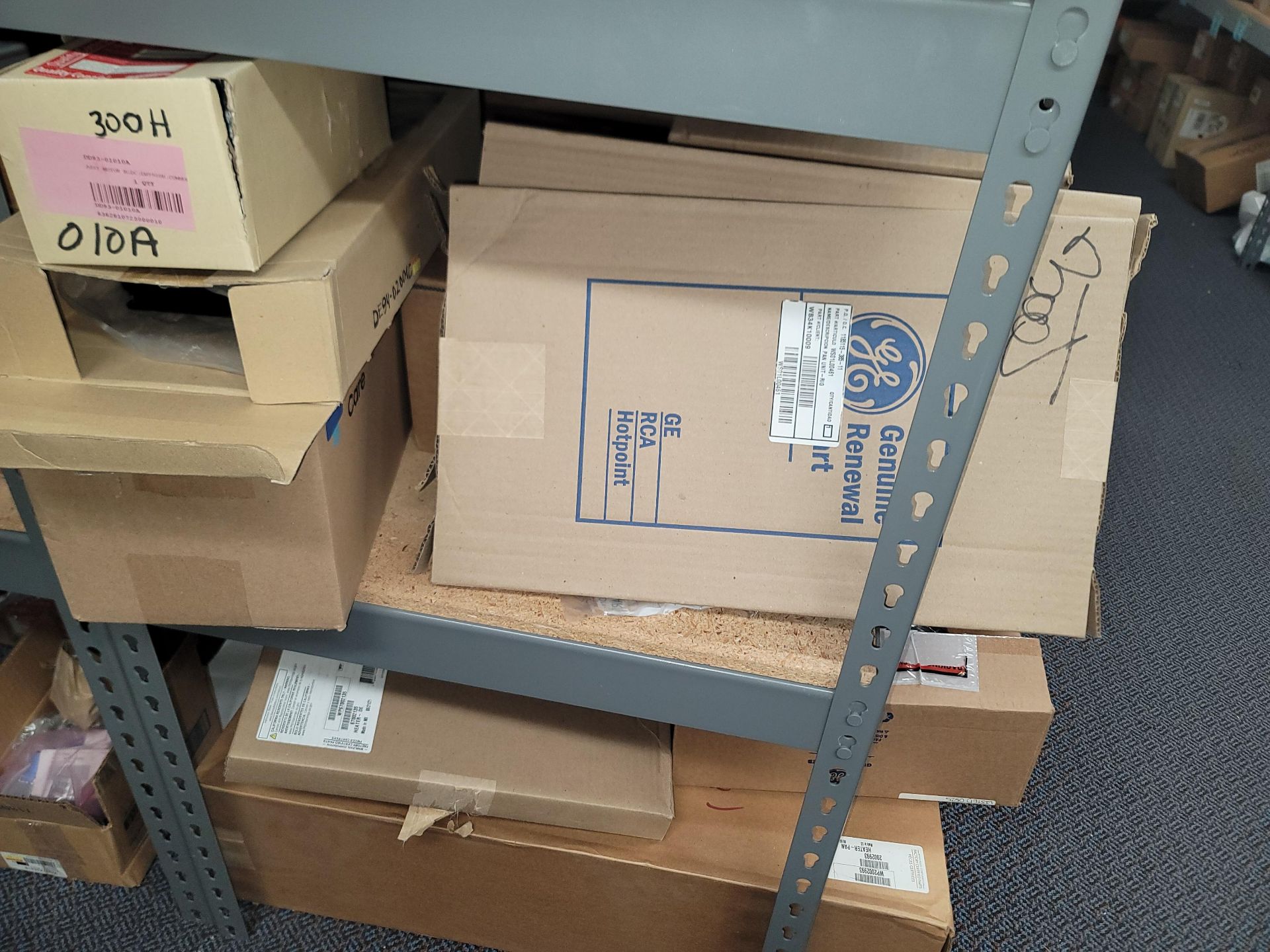 LOT - 8' SHELF UNIT W/ CONTENTS OF APPLIANCE REPLACEMENT PARTS - Image 4 of 16