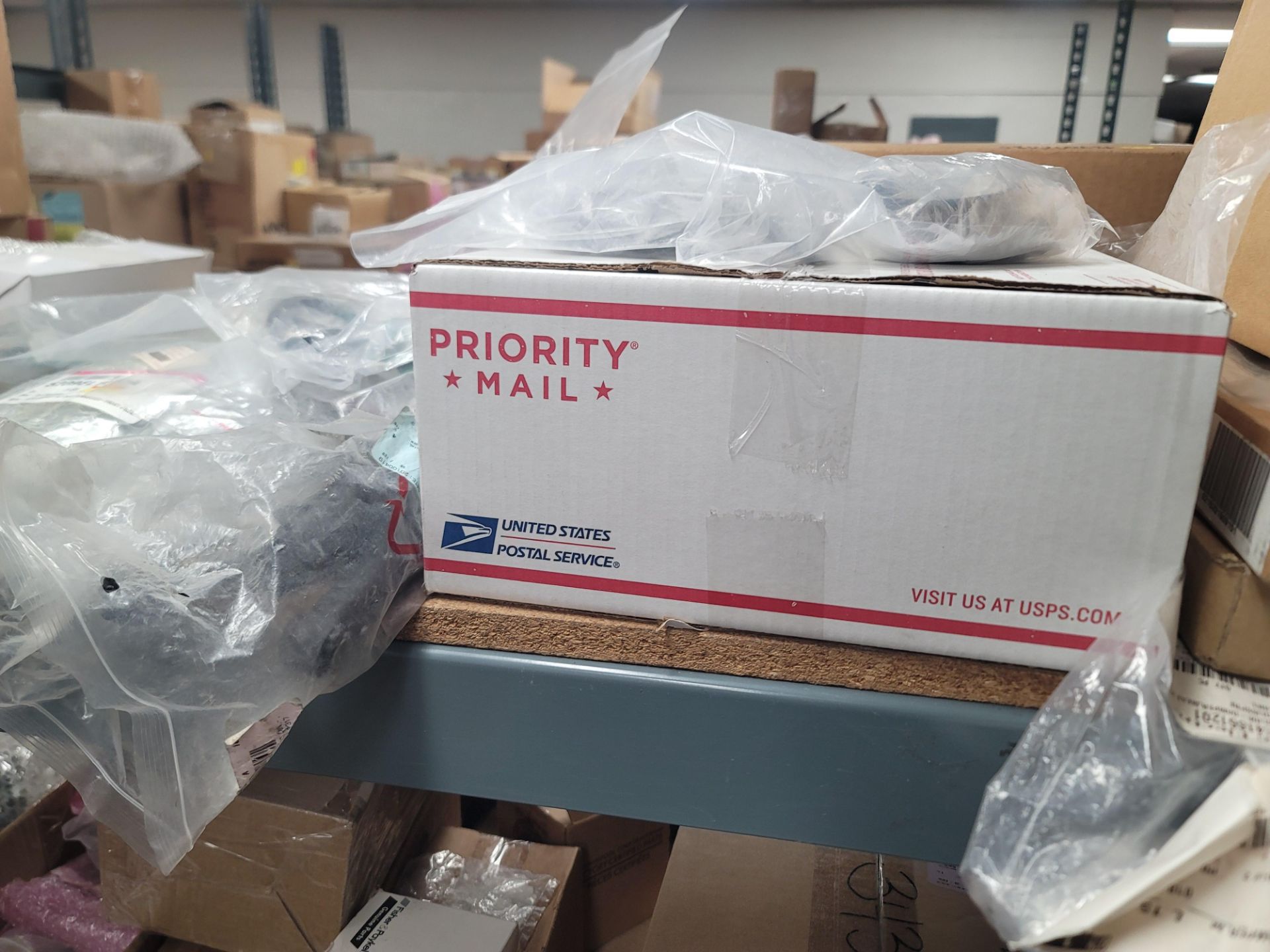 LOT - 8' SHELF UNIT W/ CONTENTS OF APPLIANCE REPLACEMENT PARTS - Image 3 of 19