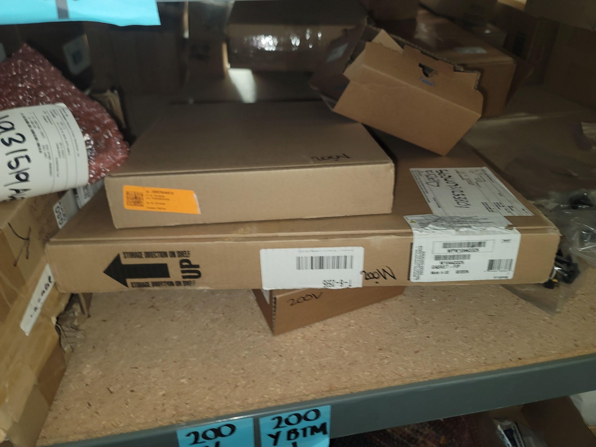 LOT - 8' SHELF UNIT W/ CONTENTS OF APPLIANCE REPLACEMENT PARTS - Image 14 of 19