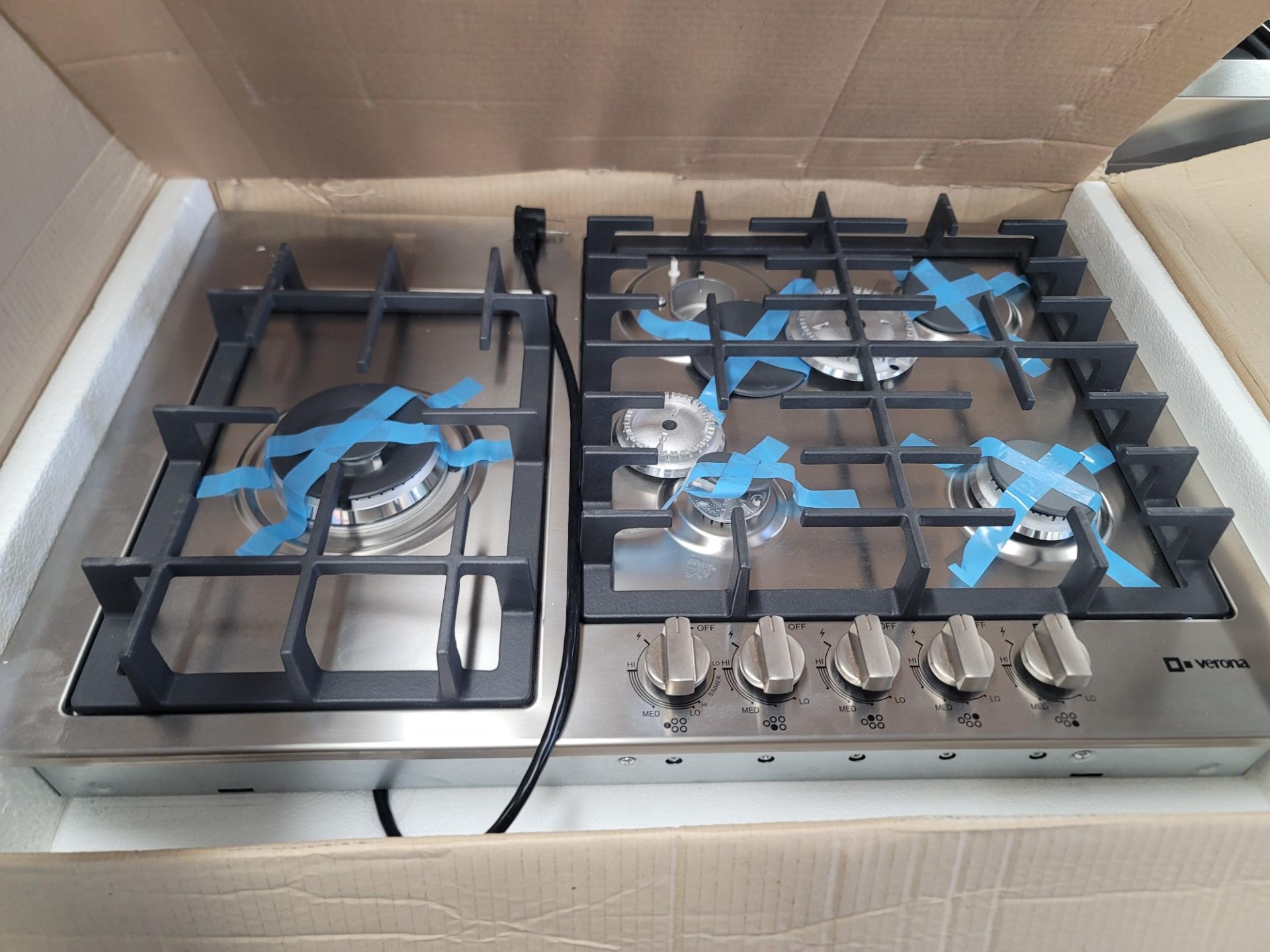 VERONA DESIGNER SERIES 30" GAS COOKTOP W/ (5) BURNERS IN STAINLESS STEEL, MODEL VECTGM305SS - Image 3 of 4