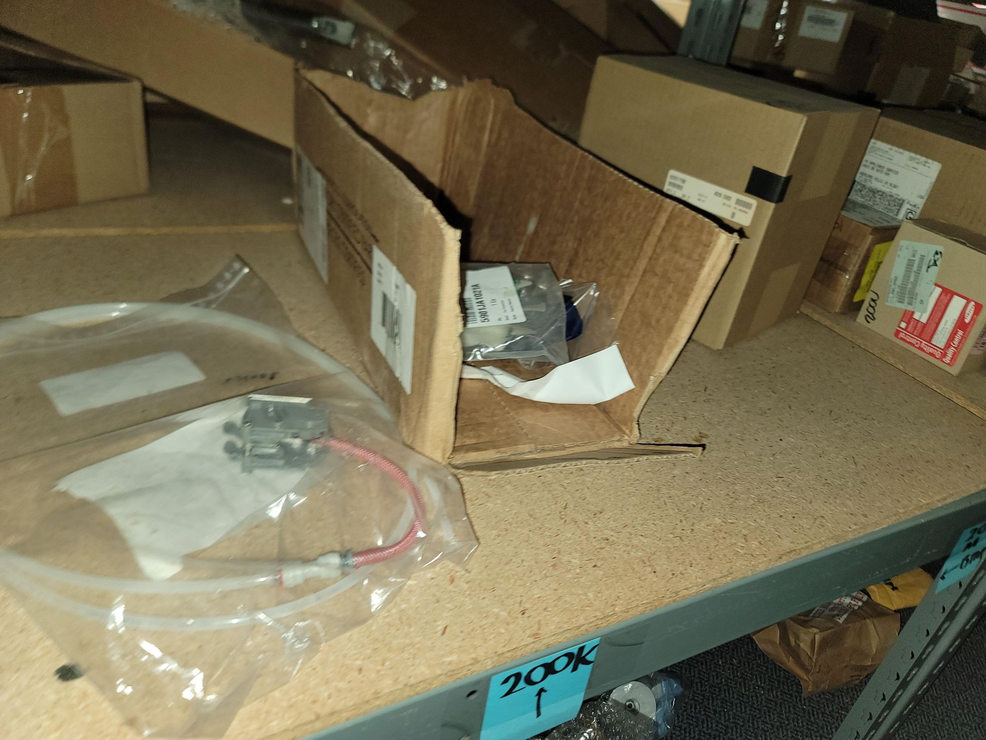 LOT - 8' SHELF UNIT W/ CONTENTS OF APPLIANCE REPLACEMENT PARTS - Image 12 of 16