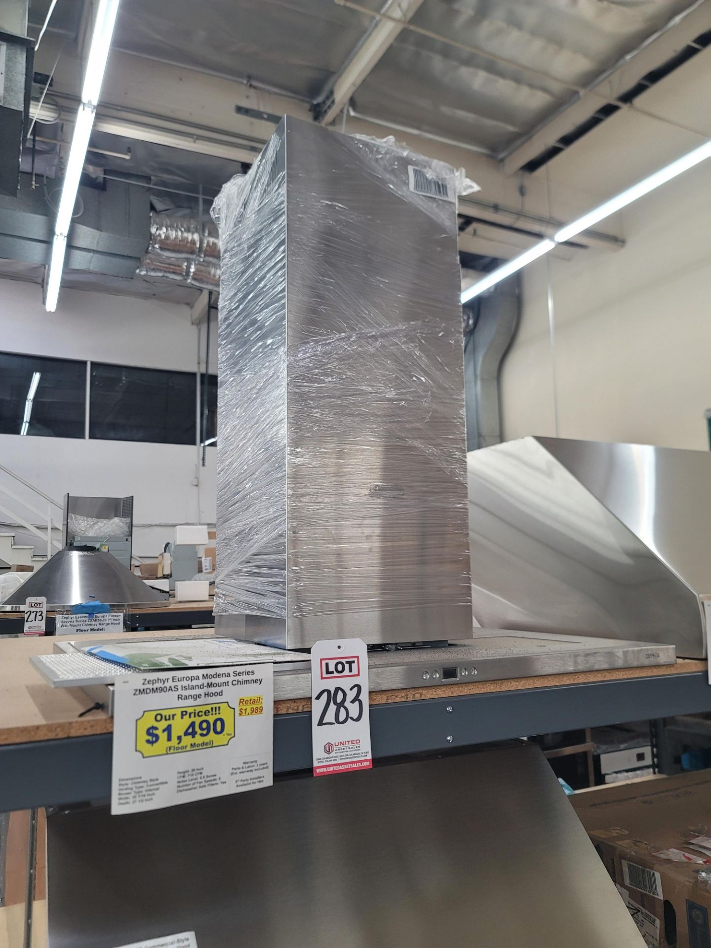 ZEPHYR EUROPA MODENA SERIES 36" ISLAND-MOUNT CHIMNEY RANGE HOOD, MODEL ZMDM90AS