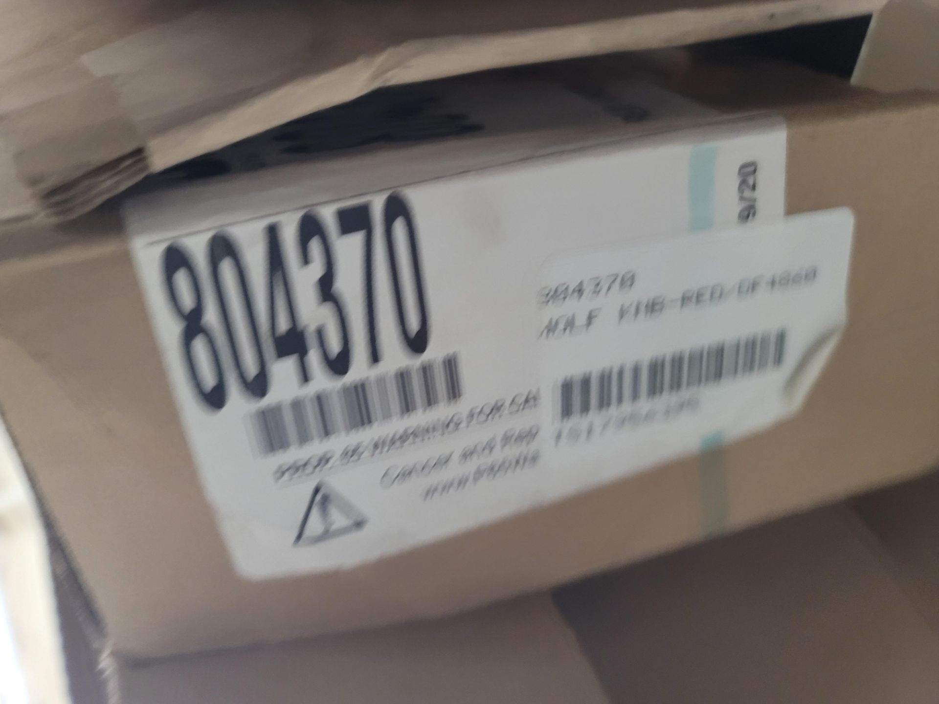 LOT - CONTENTS ONLY OF WIRE CART, TO CONTAIN APPLIANCE REPLACEMENT PARTS, PLUS BOX OF PARTS IN - Image 6 of 29