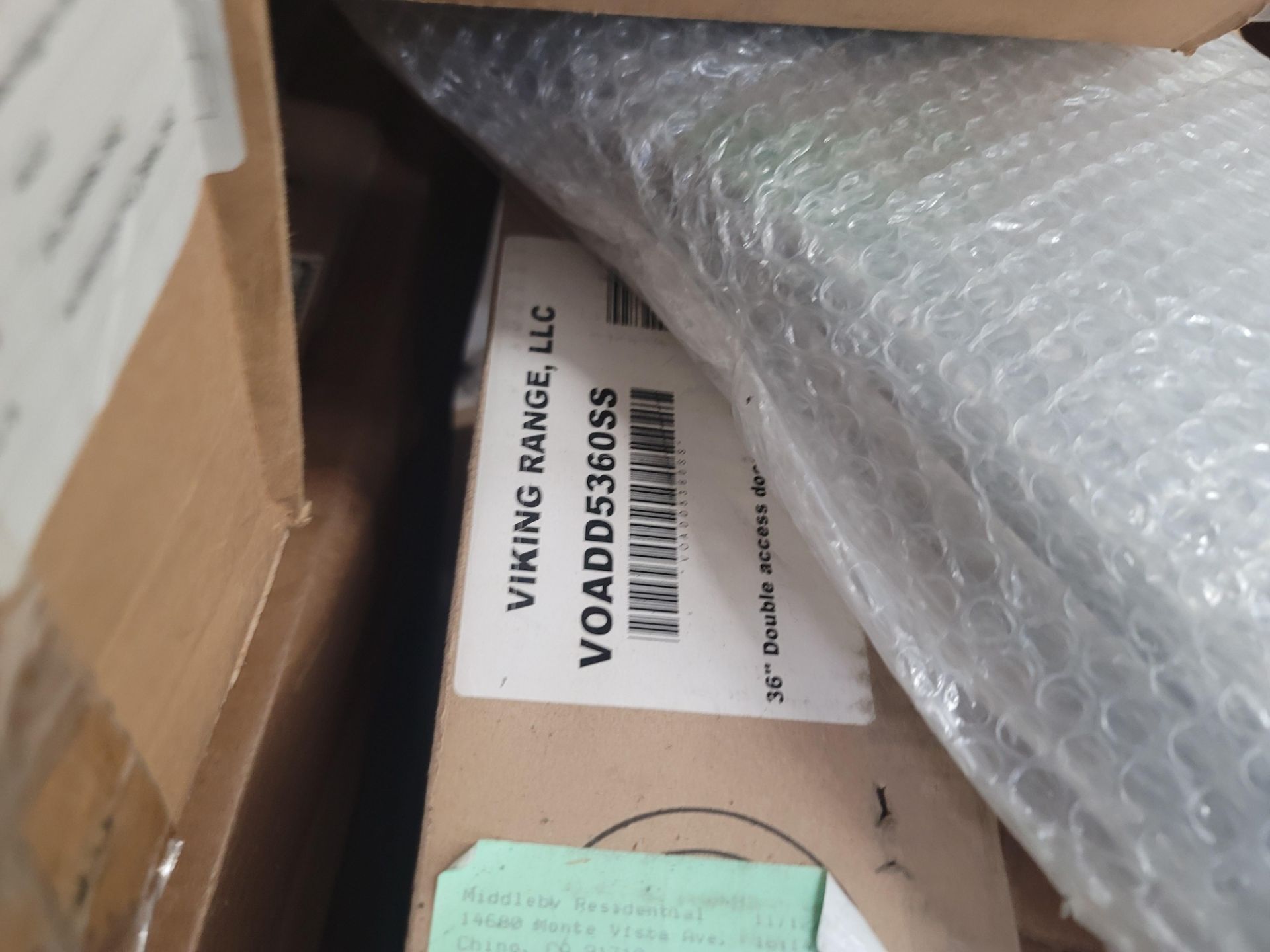 LOT - CONTENTS OF CORNER AREA, TO INCLUDE SHELF UNIT FULL OF APPLIANCE REPLACEMENT PARTS AND ALL - Image 2 of 21