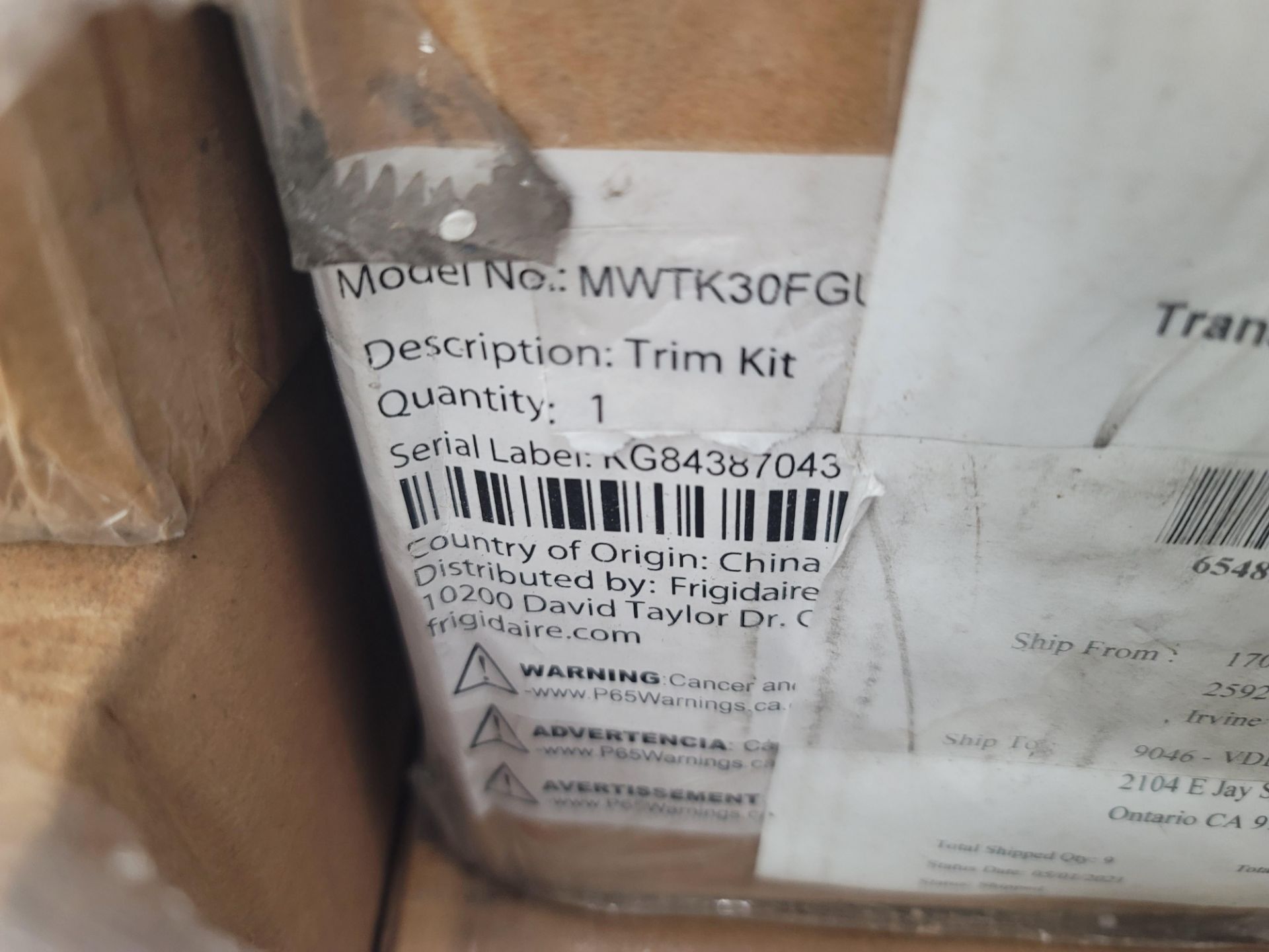 LOT - PALLET OF APPLIANCE TRIM KITS, APPROX. (18) PIECES - Image 15 of 17