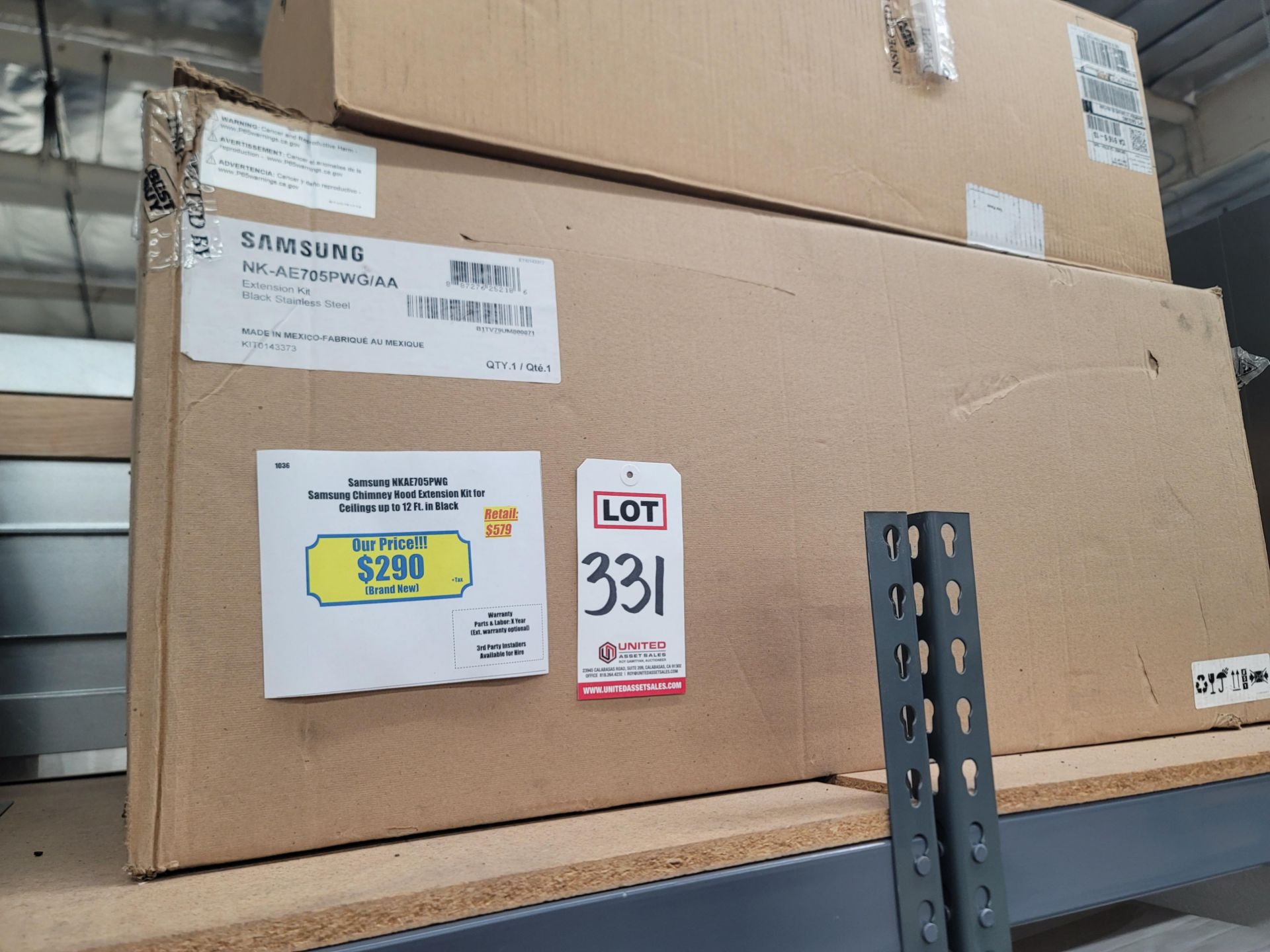 SAMSUNG CHIMNEY HOOD EXTENSION KIT FOR CEILINGS UP TO 12', IN BLACK STAINLESS STEEL, MODEL