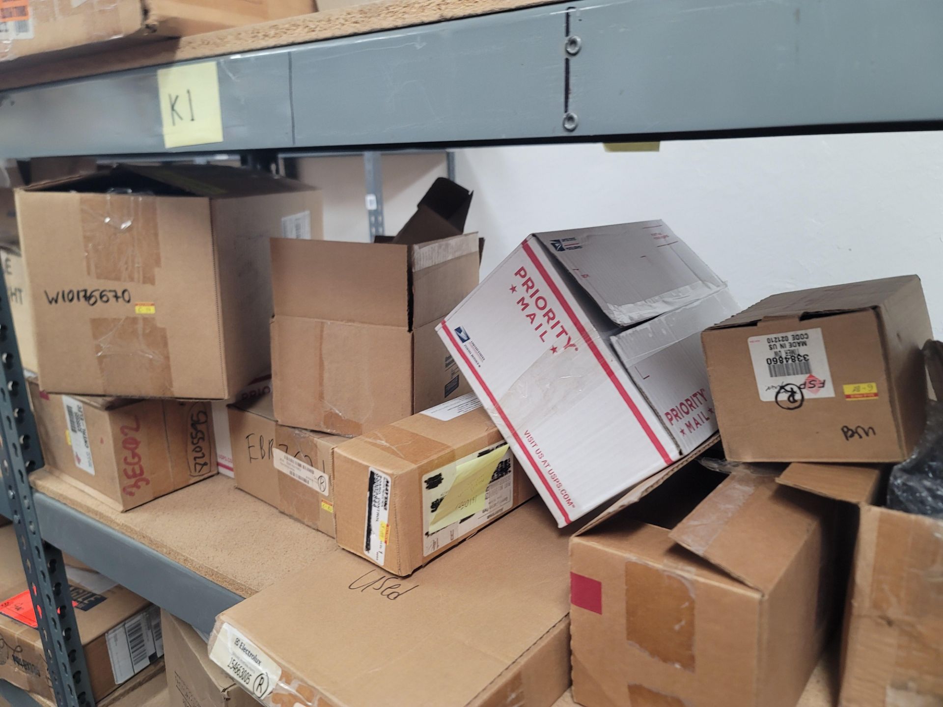 LOT - 8' SHELF UNIT W/ CONTENTS OF APPLIANCE REPLACEMENT PARTS - Image 5 of 26