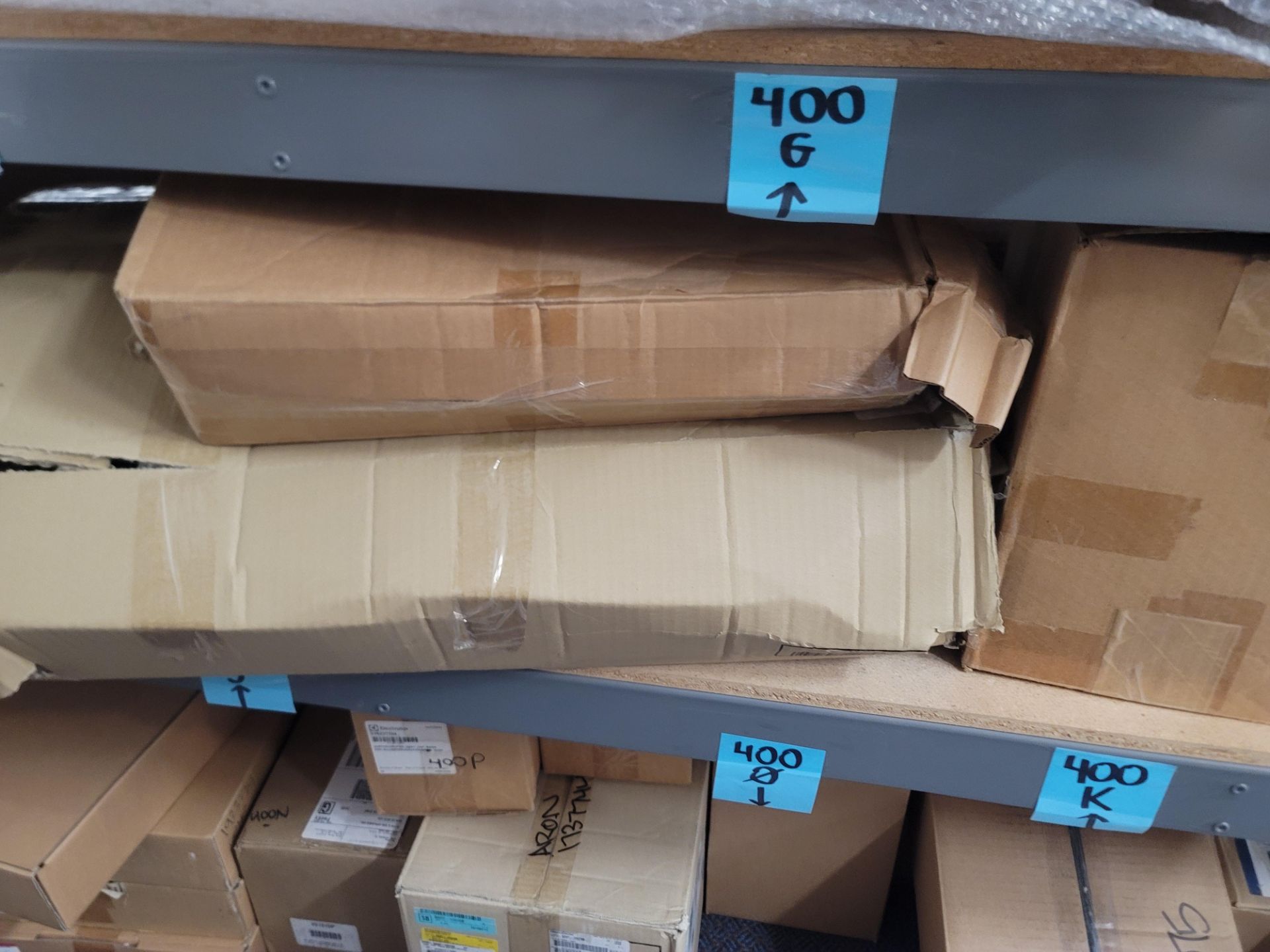 LOT - 8' SHELF UNIT W/ CONTENTS OF APPLIANCE REPLACEMENT PARTS - Image 12 of 16