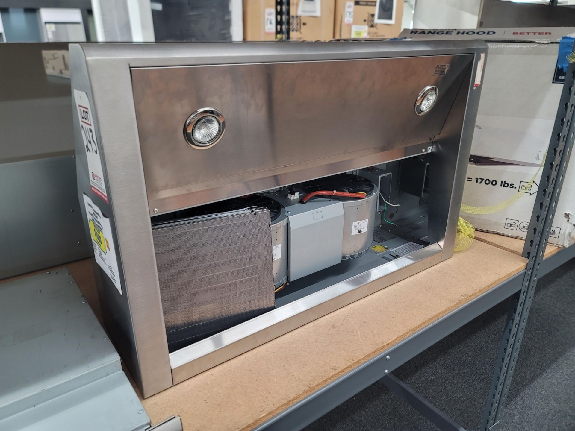 THERMADOR PROFESSIONAL SERIES 36" PRO-STYLE CANOPY WALL HOOD W/ 1200 CFM INTERNAL BLOWER, MODEL