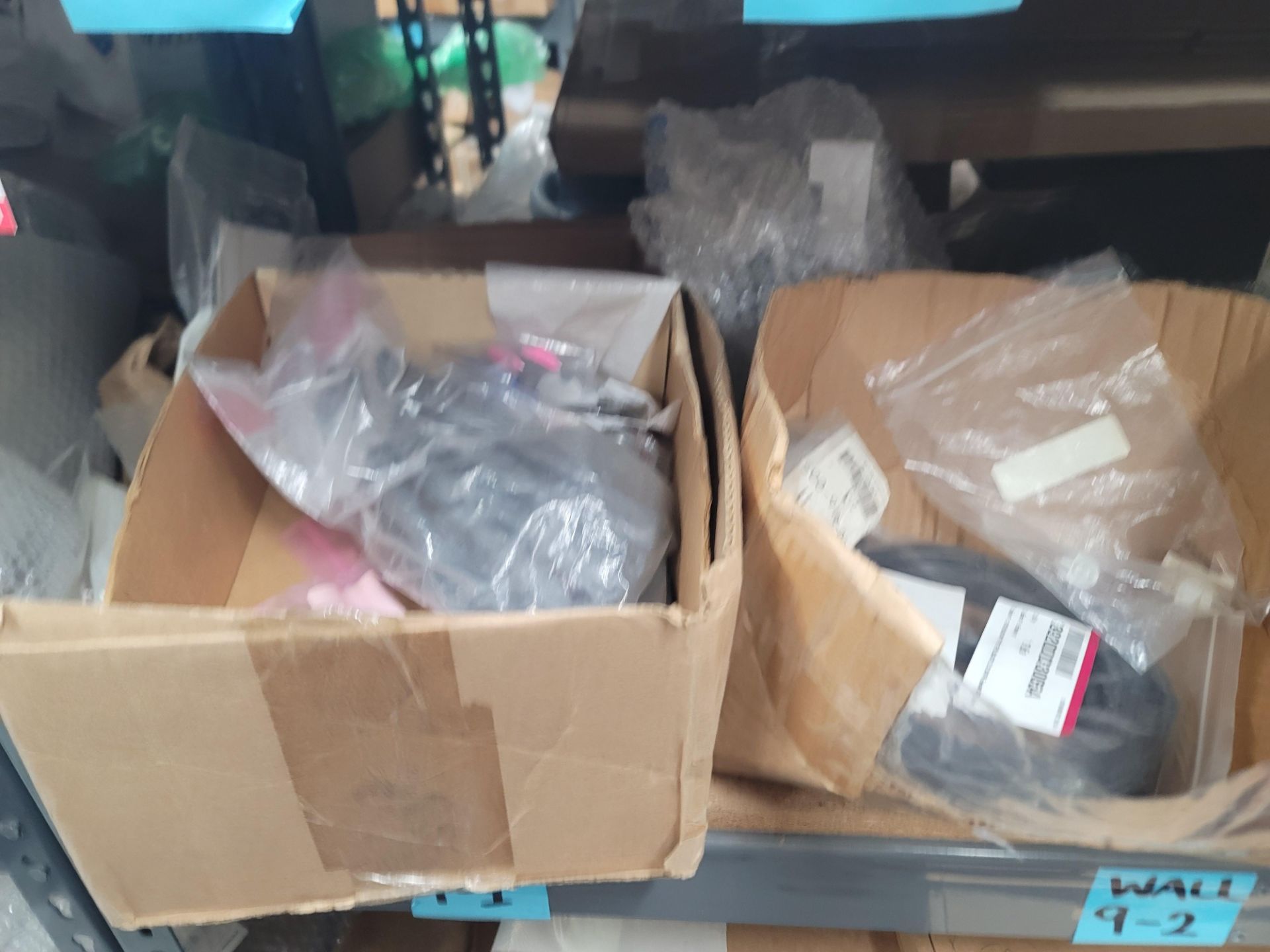 LOT - 8' SHELF UNIT W/ CONTENTS OF APPLIANCE REPLACEMENT PARTS - Image 9 of 16