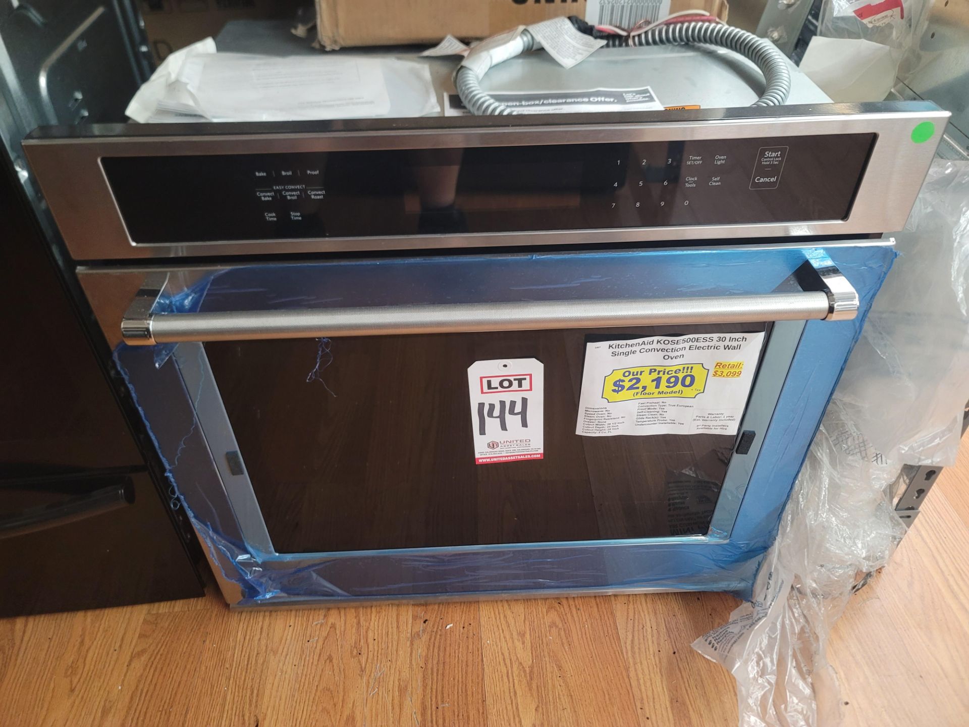 KITCHENAID 30" SINGLE CONVECTION ELECTRIC WALL OVEN W/ 5.0 CU. FT. CAPACITY IN STAINLESS STEEL,