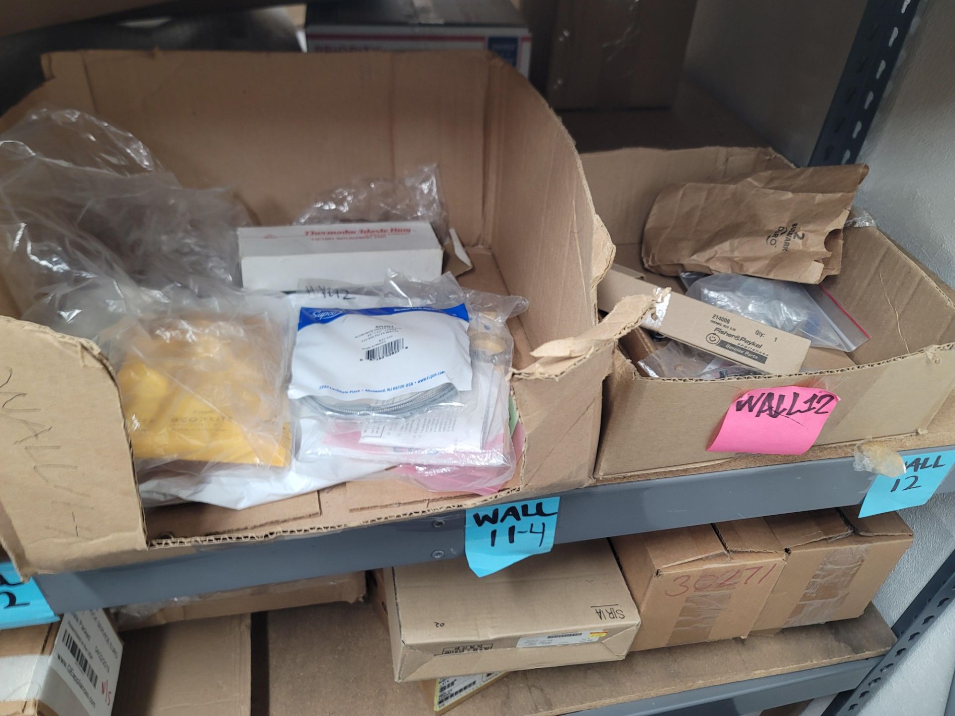 LOT - 8' SHELF UNIT W/ CONTENTS OF APPLIANCE REPLACEMENT PARTS - Image 6 of 16