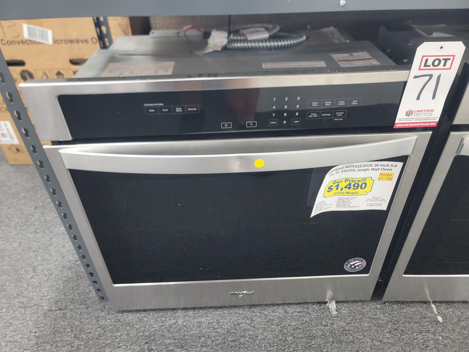 WHIRLPOOL 30" SINGLE ELECTRIC WALL OVEN W/ 5.0 CU. FT. CAPACITY IN STAINLESS STEEL, MODEL